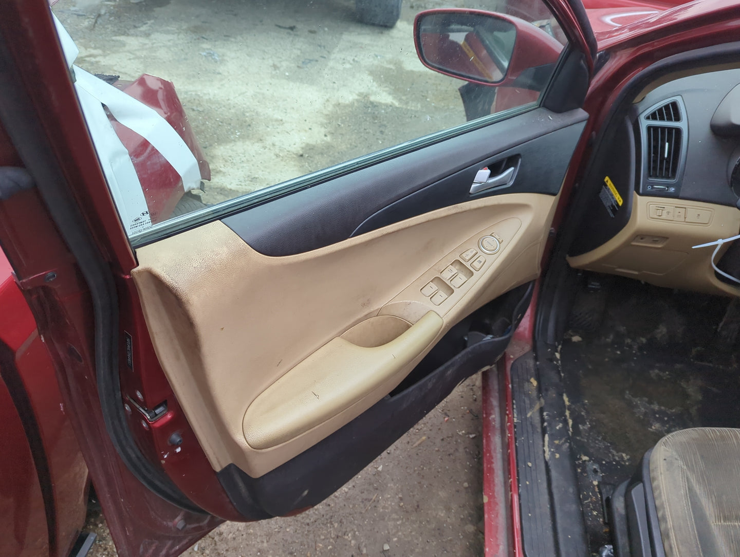 2013 Hyundai Sonata Front Left Driver Interior Door Panel Trim 1309335 - Oemusedautoparts1.com