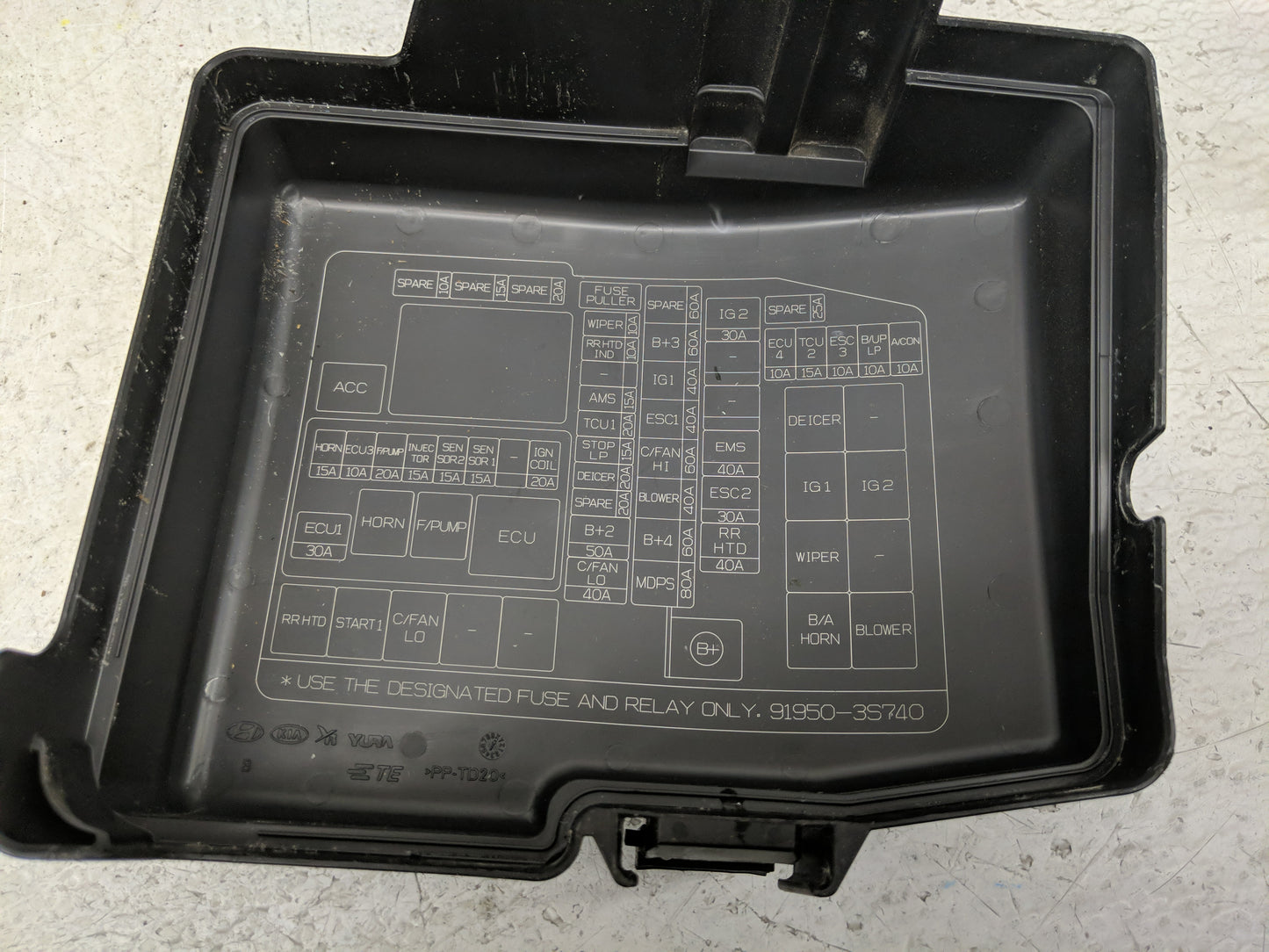 2011-2014 Hyundai Sonata Fusebox Fuse Box Panel Relay Module P/N:91950-3S740 Fits Fits 2011 2012 2013 2014 OEM Used Auto Par
