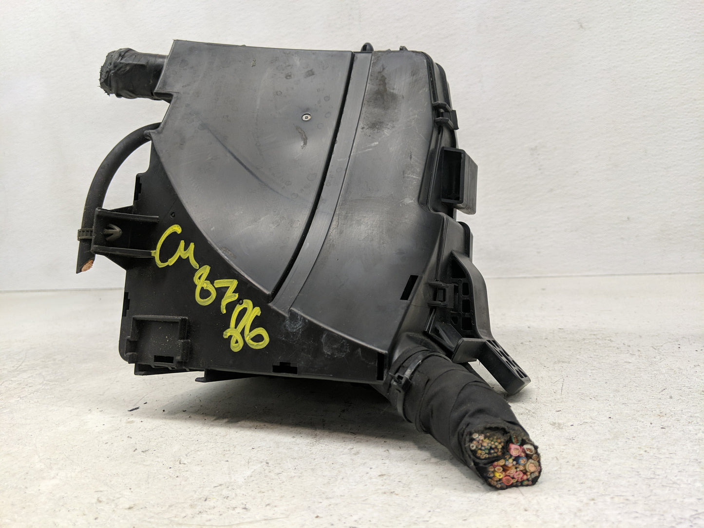 2011-2014 Hyundai Sonata Fusebox Fuse Box Panel Relay Module P/N:91950-3S740 Fits Fits 2011 2012 2013 2014 OEM Used Auto Par