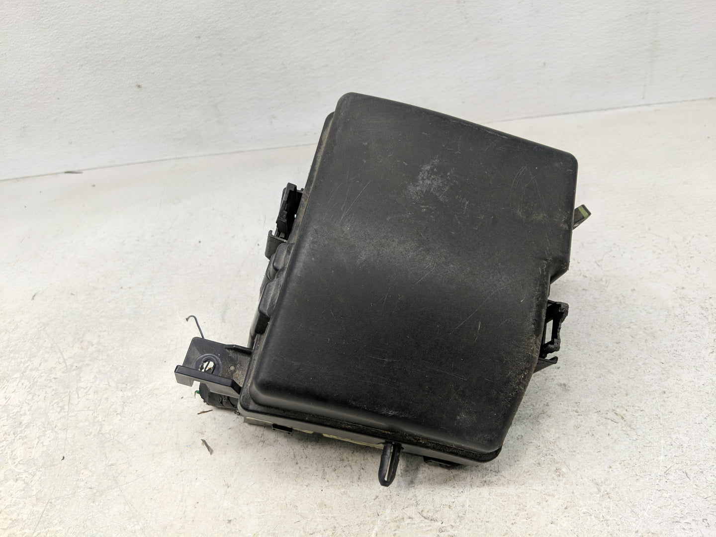 2011-2014 Hyundai Sonata Fusebox Fuse Box Panel Relay Module P/N:91201-3Q010 Fits Fits 2011 2012 2013 2014 OEM Used Auto Par