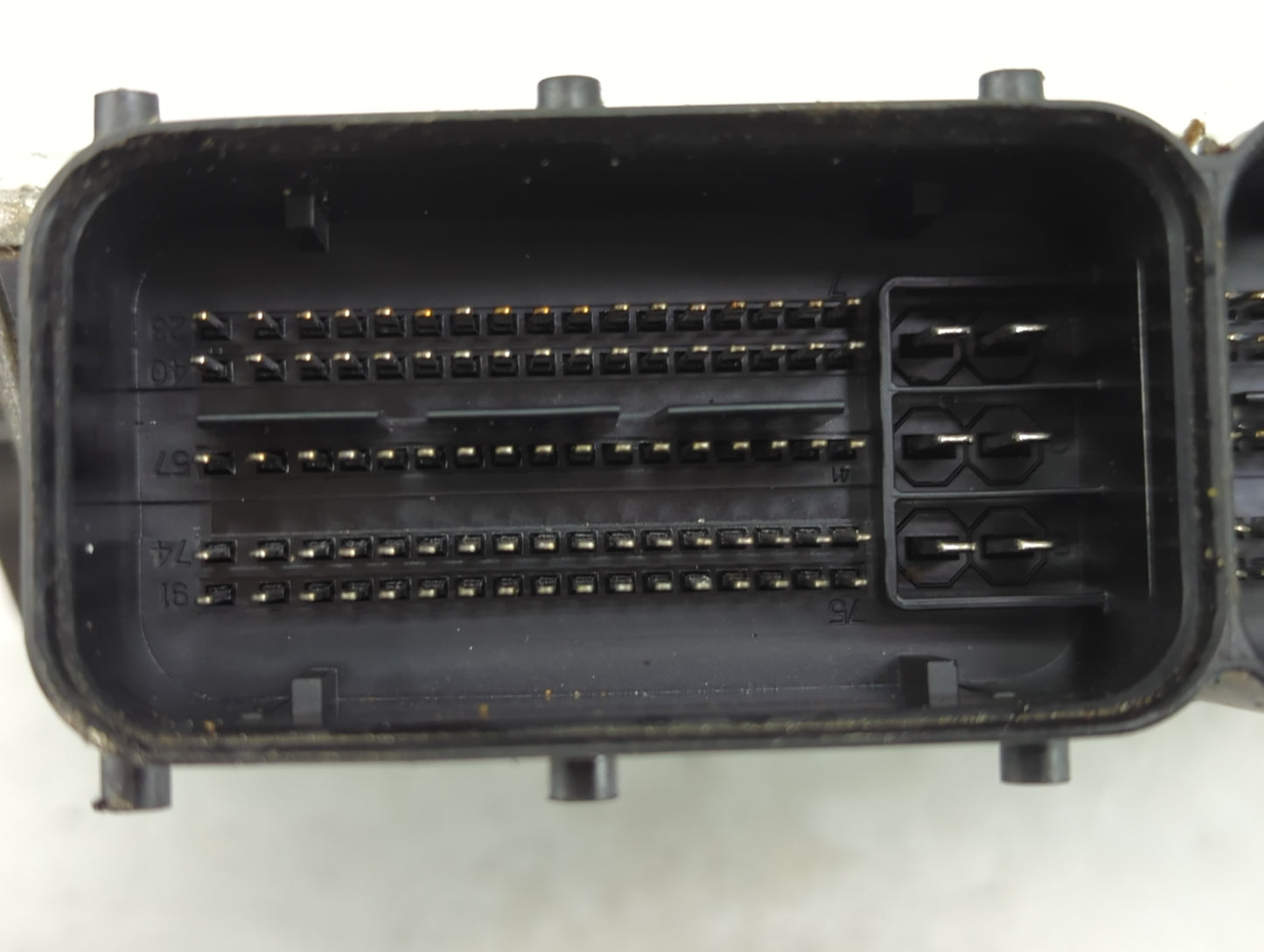 2011-2014 Hyundai Sonata PCM Engine Control Computer ECU ECM PCU OEM P/N:39111-2G663 39101-2G663 Fits Fits 2011 2012 2013 20