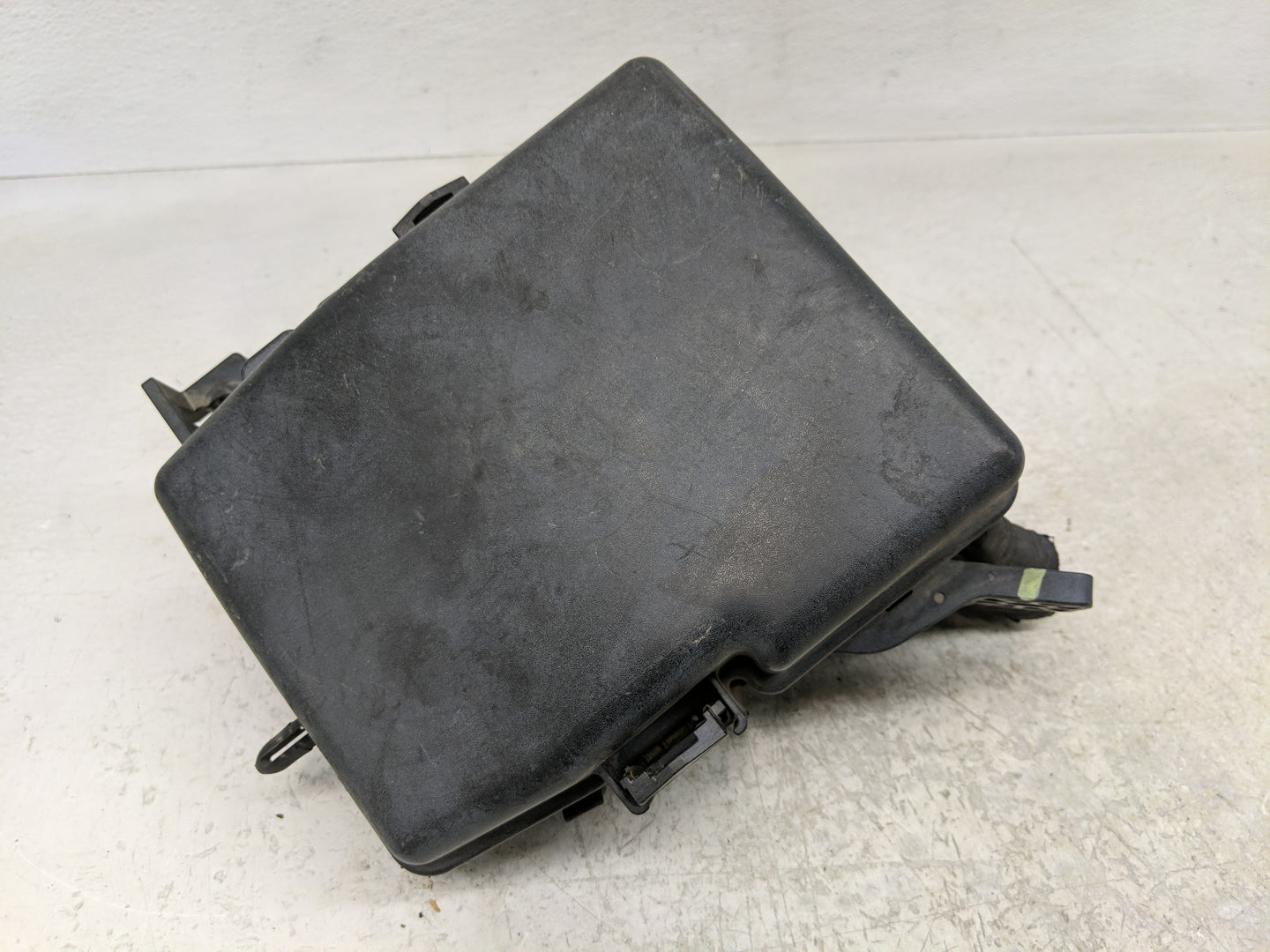 2013-2015 Hyundai Sonata Fusebox Fuse Box Panel Relay Module P/N:VS912003Q204YB Fits Fits 2013 2014 2015 OEM Used Auto Parts