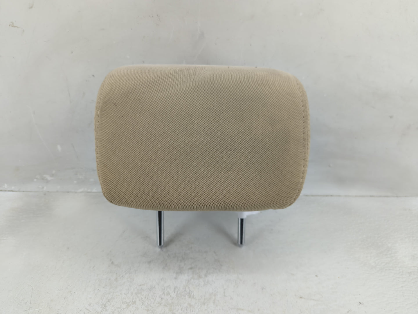 2013-2014 Hyundai Sonata Headrest Head Rest Rear Center Seat Fits Fits 2013 2014 OEM Used Auto Parts - Oemusedautoparts1.com