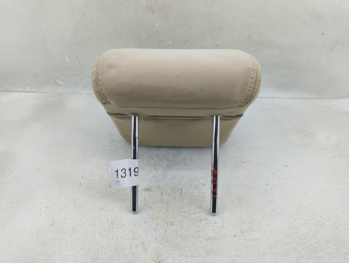 2013-2014 Hyundai Sonata Headrest Head Rest Rear Center Seat Fits Fits 2013 2014 OEM Used Auto Parts - Oemusedautoparts1.com