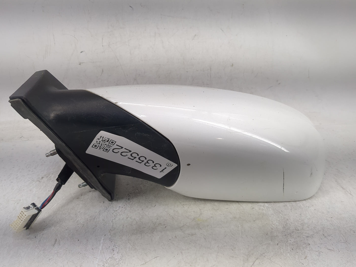 2011-2014 Hyundai Sonata Driver Side View Mirror - Left Door Mirror OEM Used - Oemusedautoparts1.com