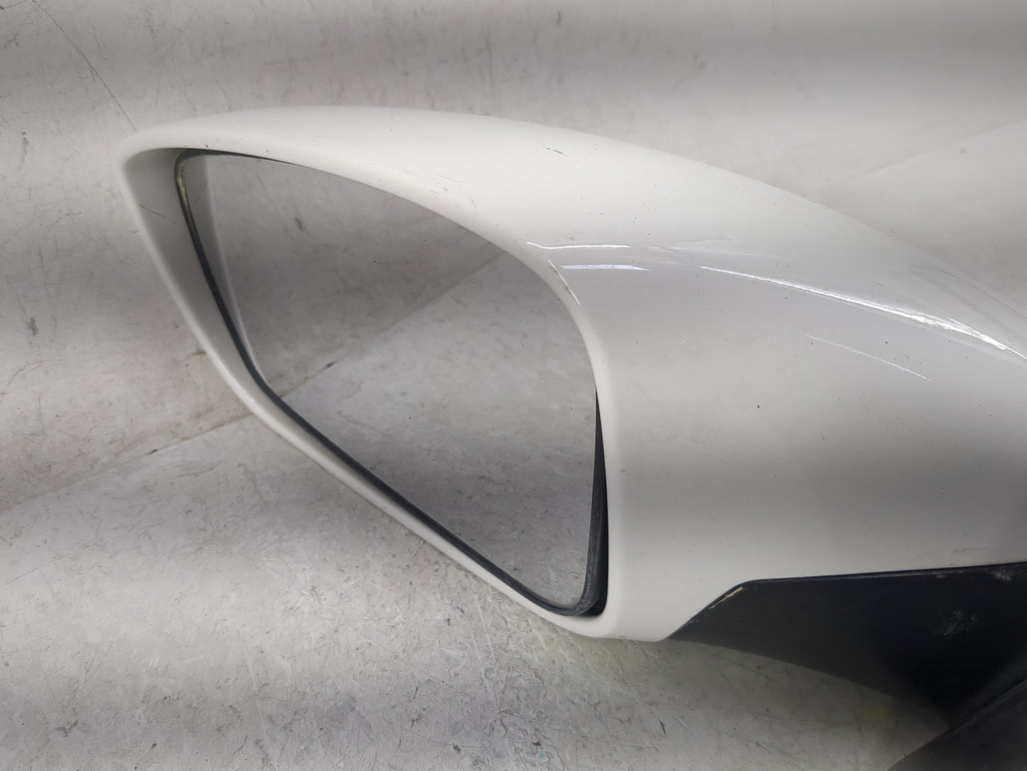2011-2014 Hyundai Sonata Driver Side View Mirror - Left Door Mirror OEM Used - Oemusedautoparts1.com