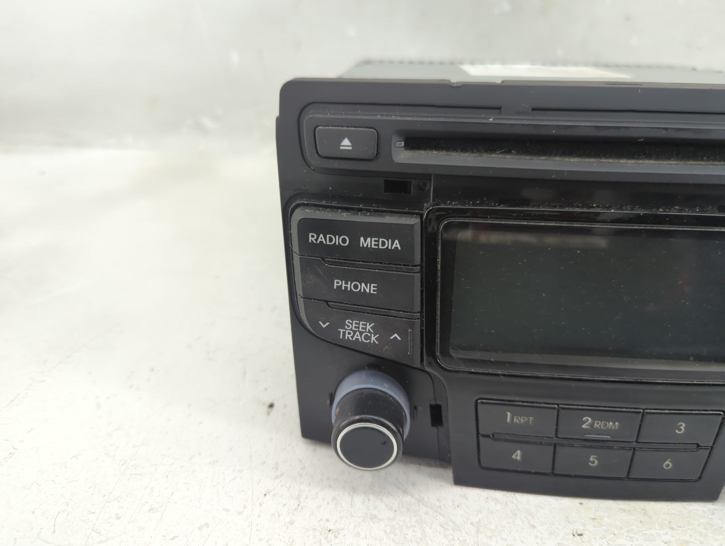 2013-2014 Hyundai Sonata Radio AM FM Cd Player Receiver Replacement P/N:96180-3Q700 Fits Fits 2013 2014 OEM Used Auto Parts 