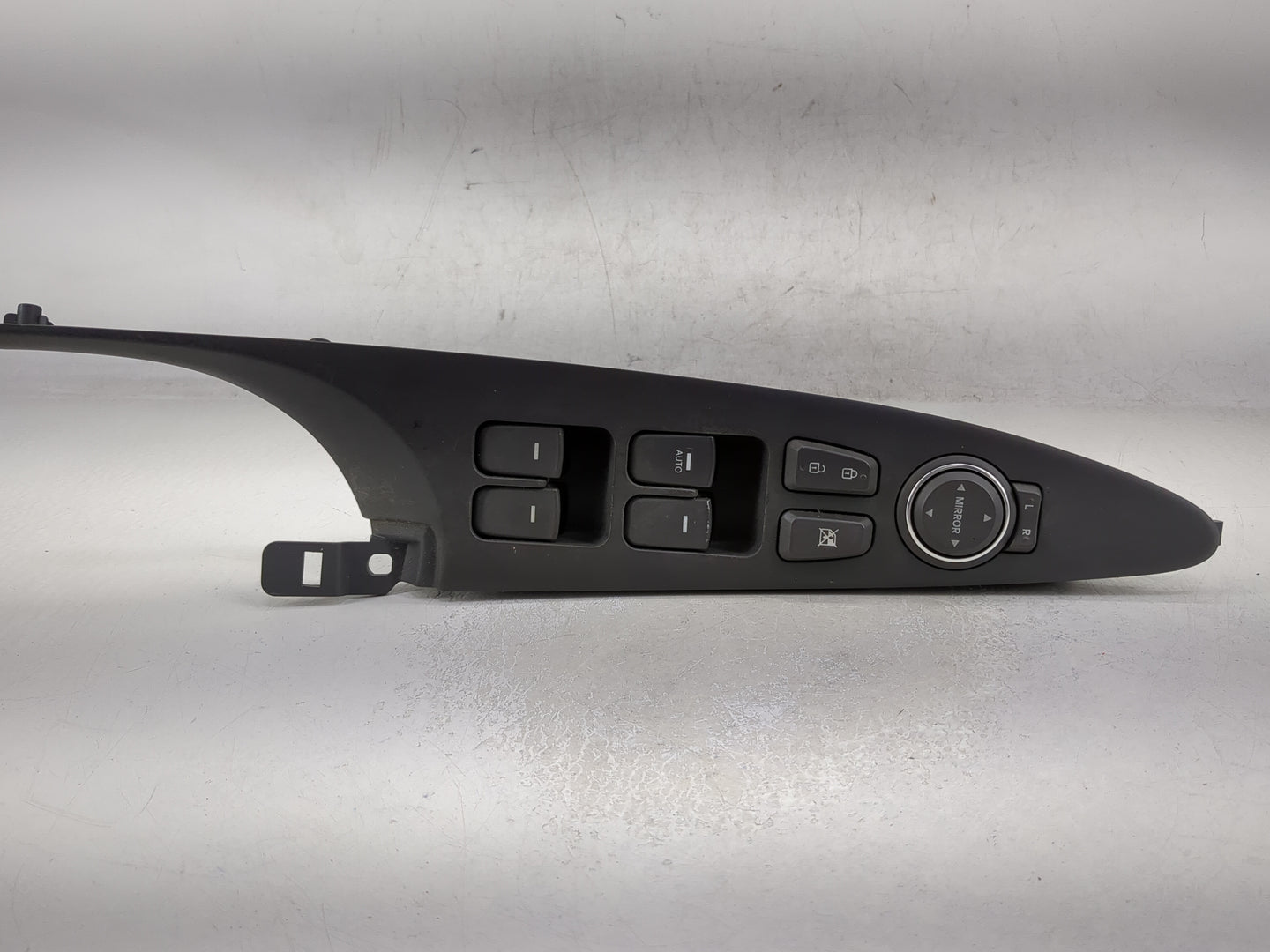 2011-2015 Hyundai Sonata Master Power Window Switch Replacement Driver Side Left Fits Fits 2011 2012 2013 2014 2015 OEM Used
