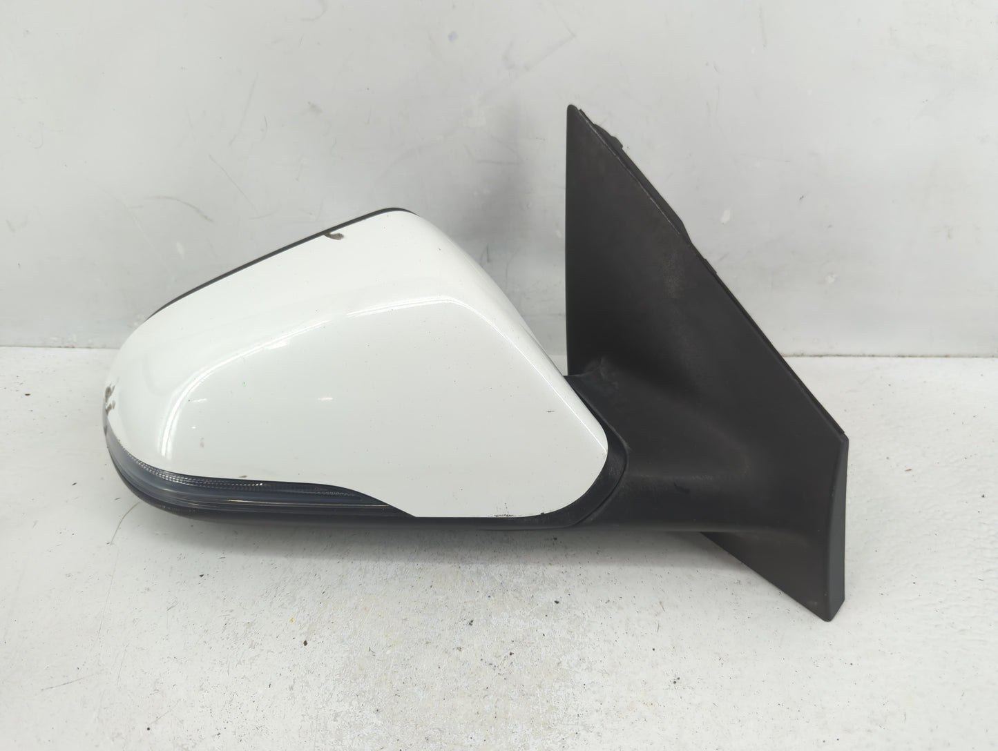 2018-2019 Hyundai Sonata Passenger Side View Mirror - Right Door Mirror OEM Used - Oemusedautoparts1.com