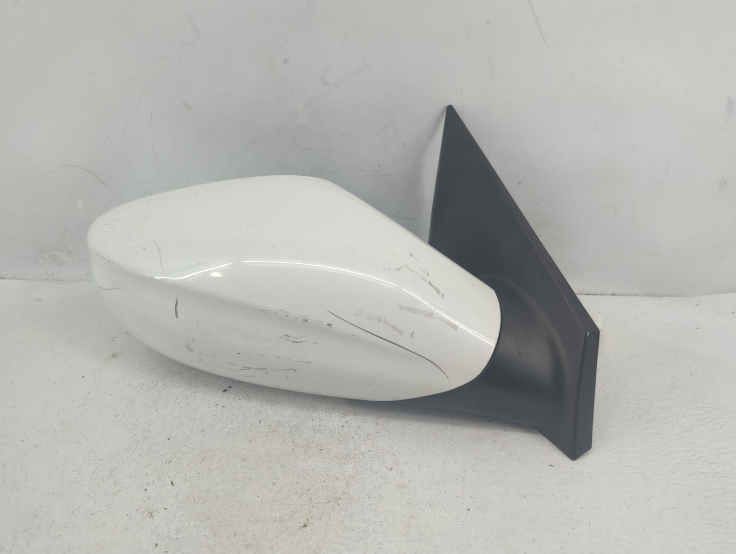 2011-2014 Hyundai Sonata Passenger Side View Mirror - Right Door Mirror OEM Used - Oemusedautoparts1.com