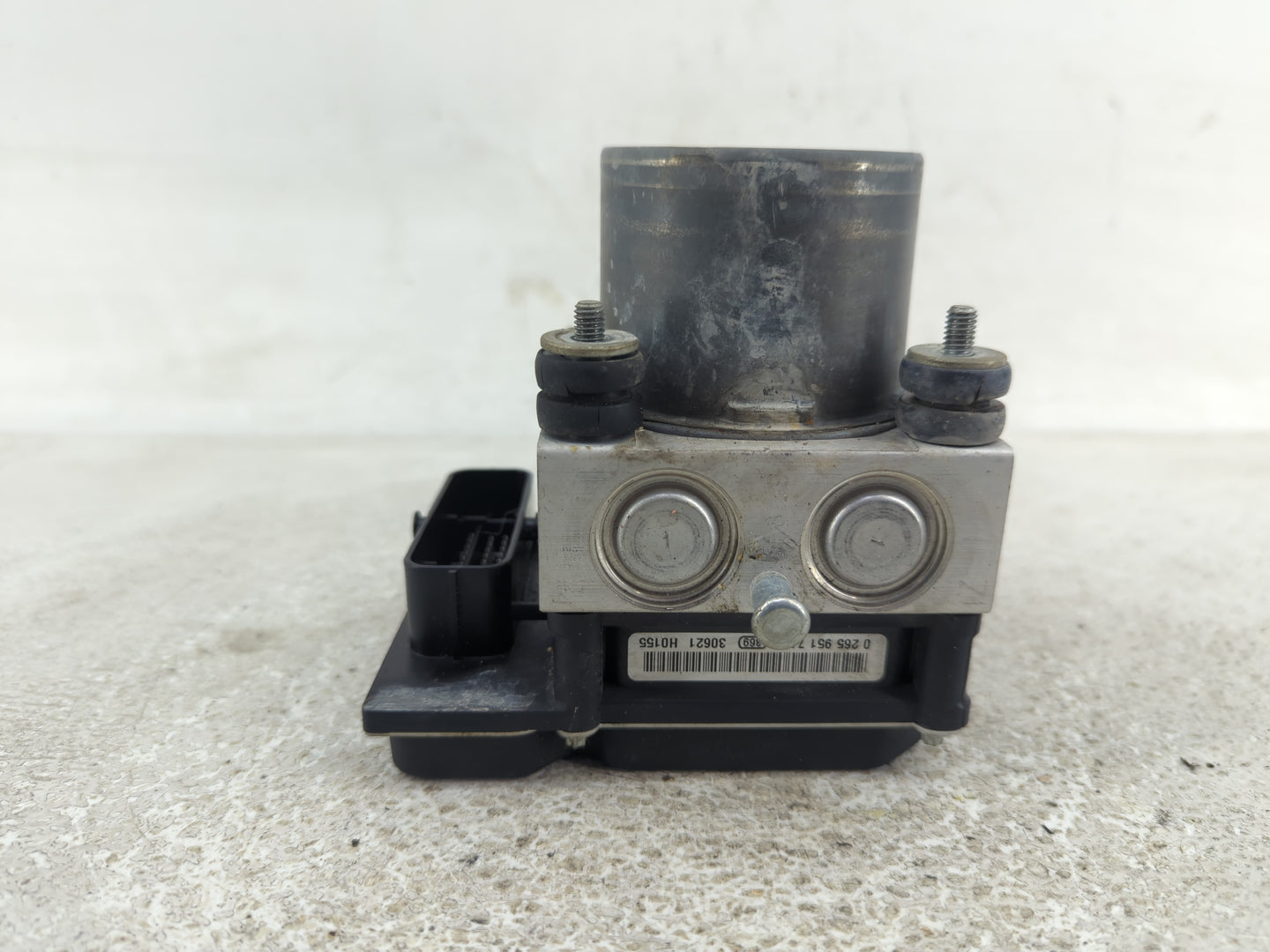 2011-2013 Hyundai Sonata ABS Pump Control Module Replacement Fits Fits 2011 2012 2013 OEM Used Auto Parts - Oemusedautoparts