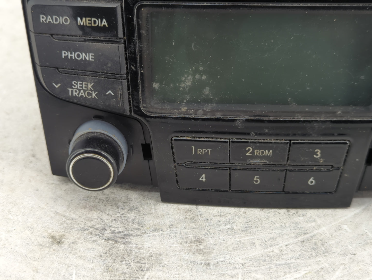 2013-2014 Hyundai Sonata Radio AM FM Cd Player Receiver Replacement P/N:96180-3Q700 Fits Fits 2013 2014 OEM Used Auto Parts 