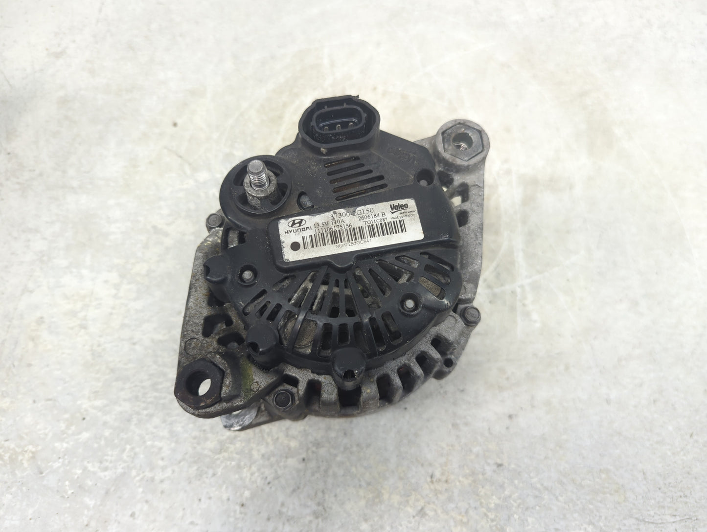 2011-2013 Hyundai Sonata Alternator Replacement Generator Charging Assembly Engine OEM P/N:2606184 B 37300-2G150 Fits OEM Us