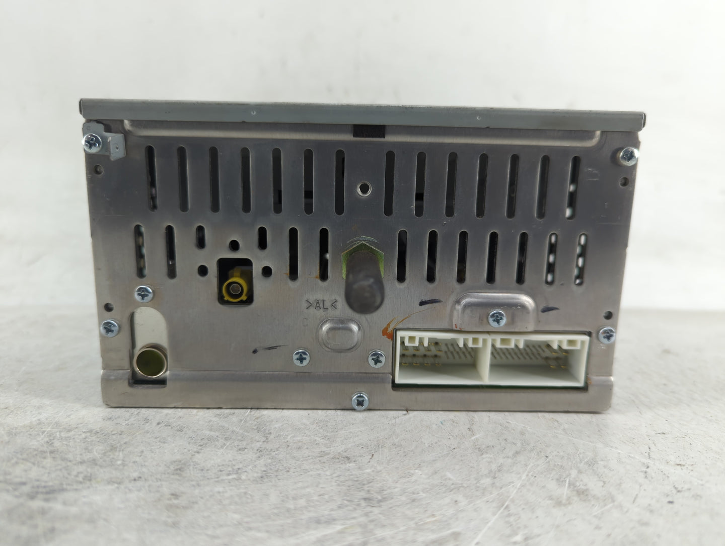 2013-2014 Hyundai Sonata Radio AM FM Cd Player Receiver Replacement P/N:96180-3Q700 Fits Fits 2013 2014 OEM Used Auto Parts 