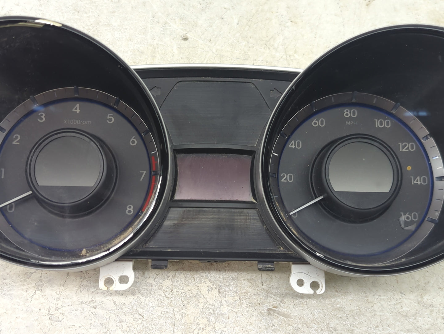 2011-2014 Hyundai Sonata Instrument Cluster Speedometer Gauges P/N:94001-3Q014 Fits Fits 2011 2012 2013 2014 OEM Used Auto P