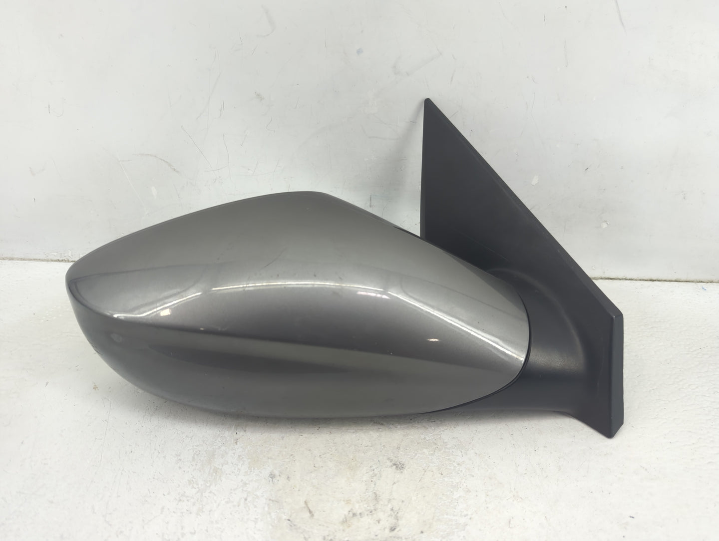 2011-2014 Hyundai Sonata Passenger Side View Mirror - Right Door Mirror OEM Used - Oemusedautoparts1.com