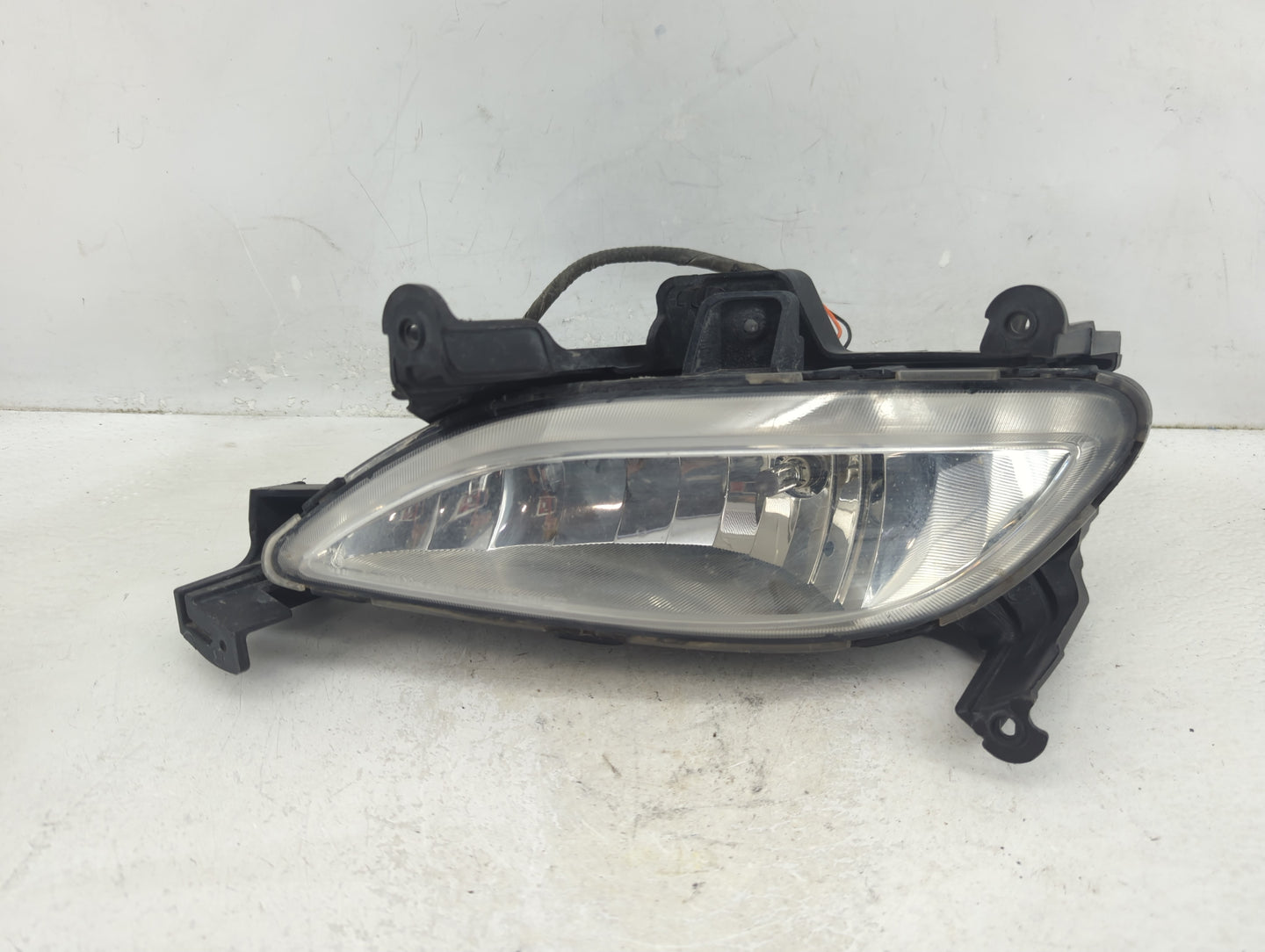 2011-2013 Hyundai Sonata Driver Left Oem Front Light Lamp - Oemusedautoparts1.com