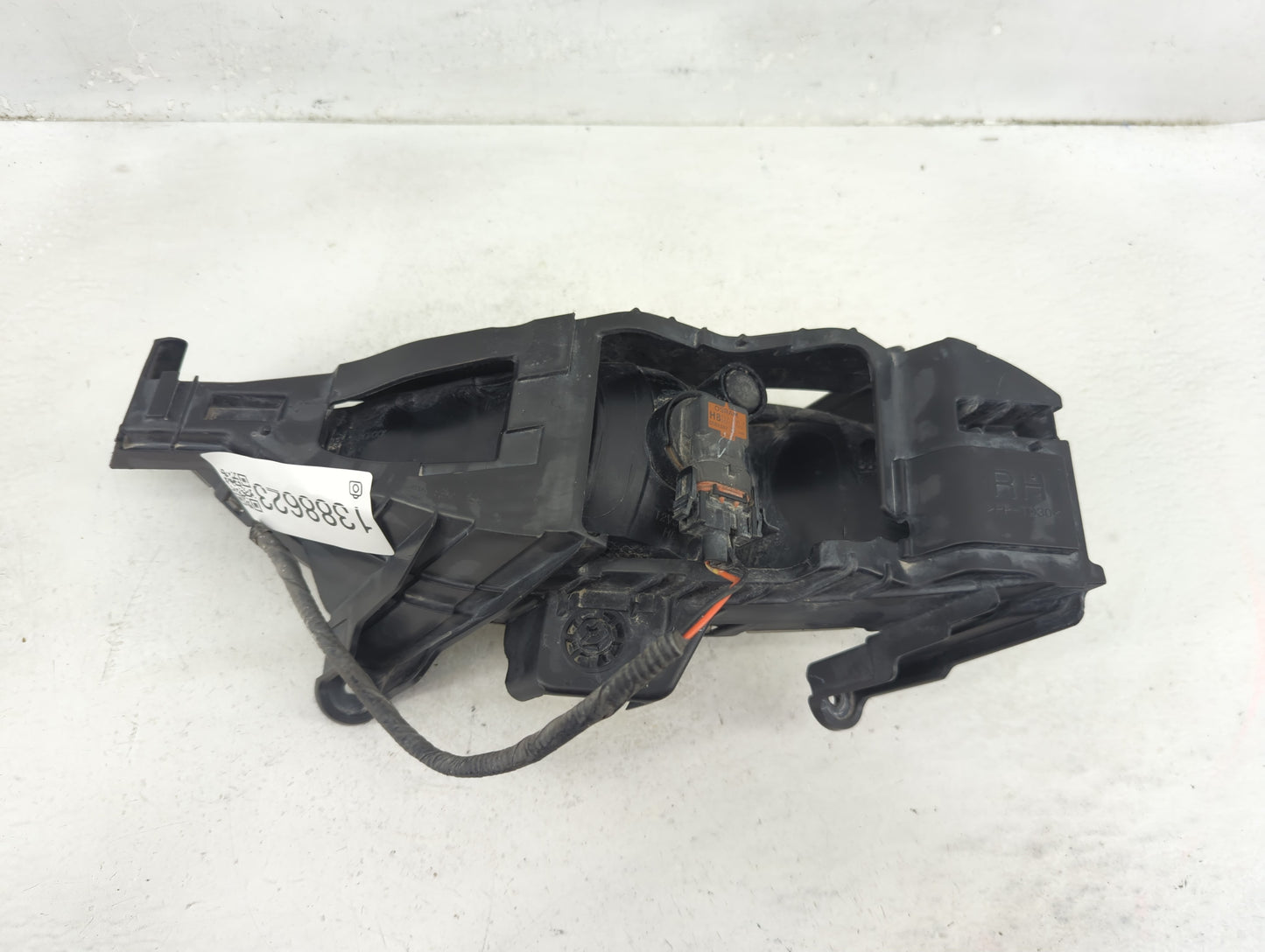 2011-2013 Hyundai Sonata Driver Left Oem Front Light Lamp - Oemusedautoparts1.com