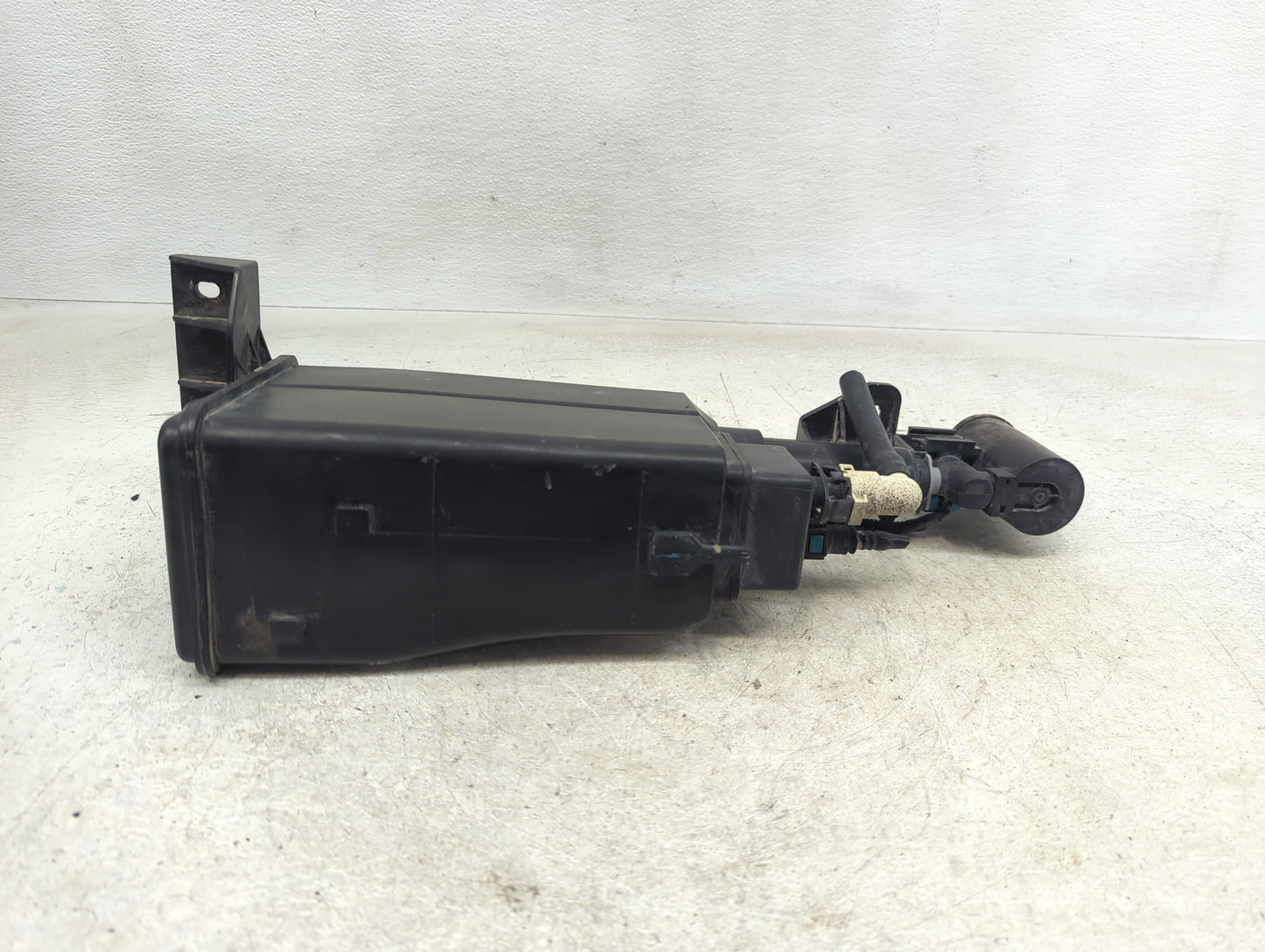 2013 Hyundai Sonata Fuel Vapor Charcoal Canister - Oemusedautoparts1.com