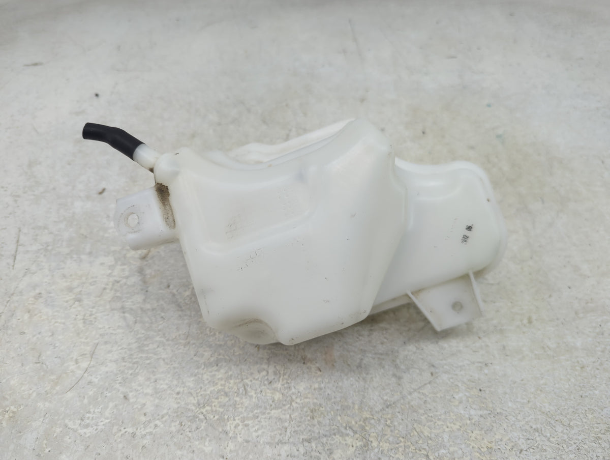2011-2015 Hyundai Sonata Radiator Coolant Overflow Expansion Tank Bottle 1389898 - Oemusedautoparts1.com