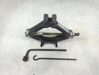 2013 Hyundai Sonata Spare Scissor Car Jack 1390201 - Oemusedautoparts1.com
