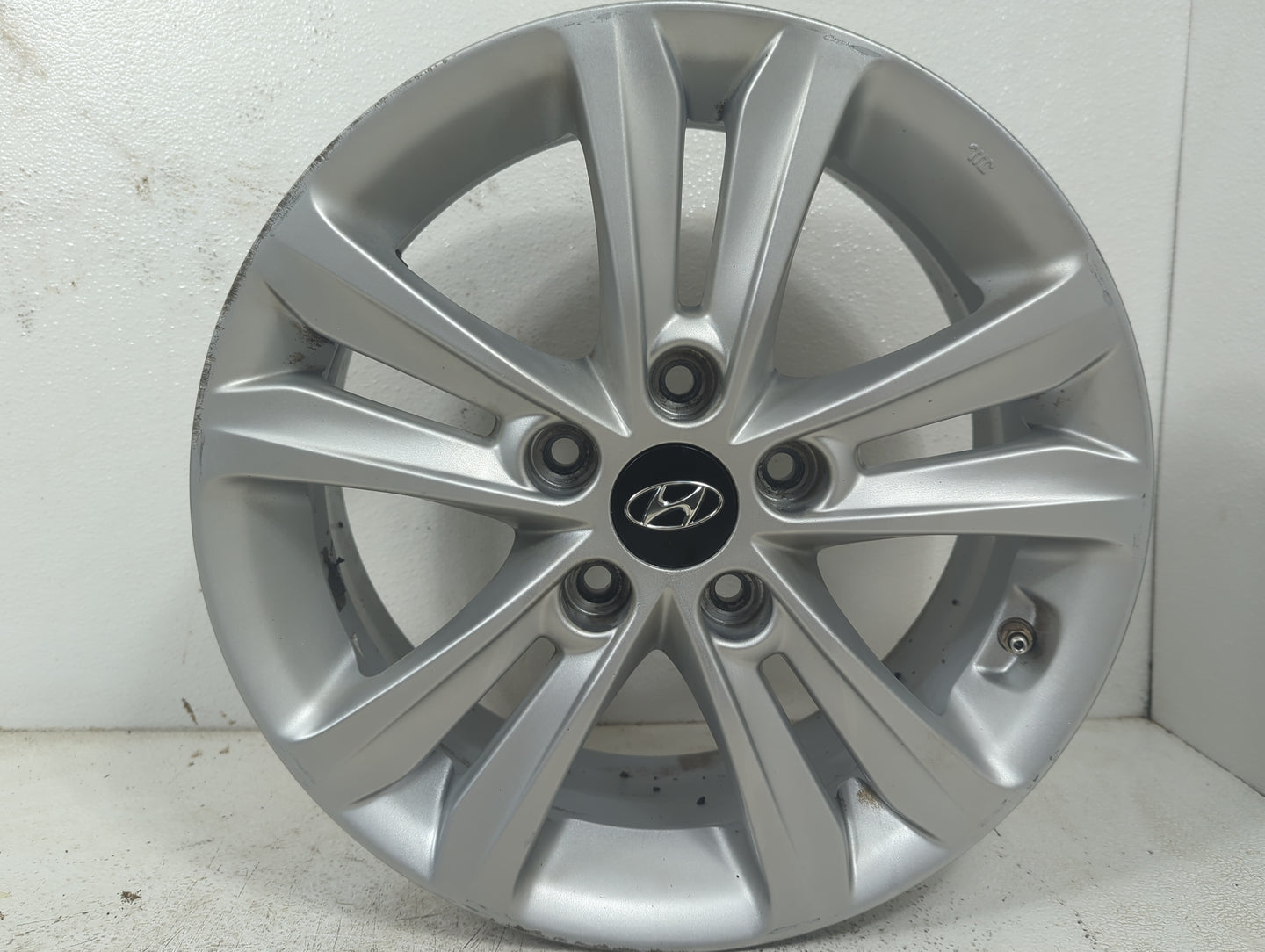 2013 Hyundai Sonata Oem Wheel Rim - Oemusedautoparts1.com