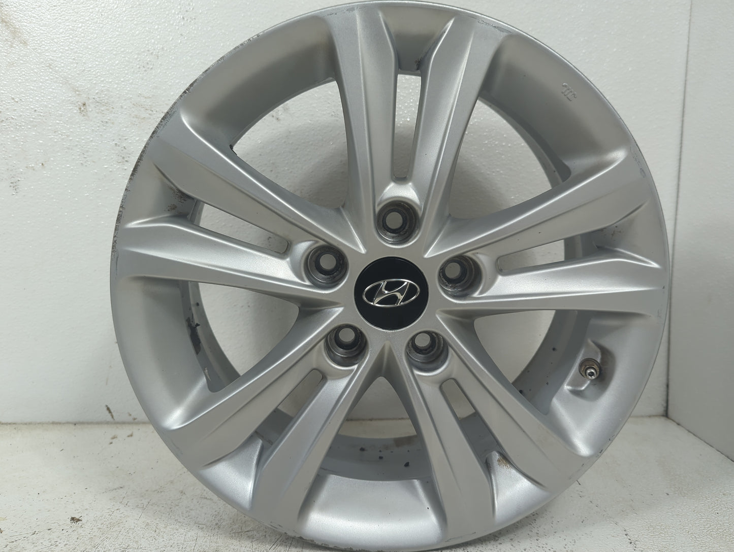 2013 Hyundai Sonata Oem Wheel Rim - Oemusedautoparts1.com