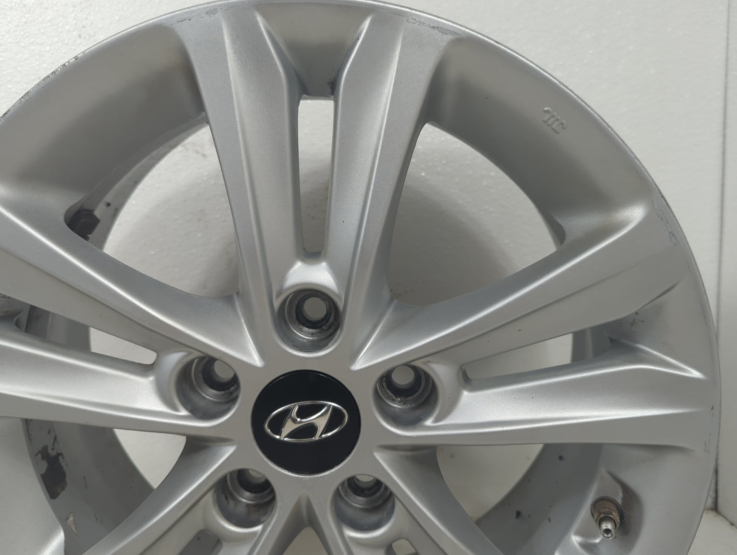 2013 Hyundai Sonata Oem Wheel Rim - Oemusedautoparts1.com