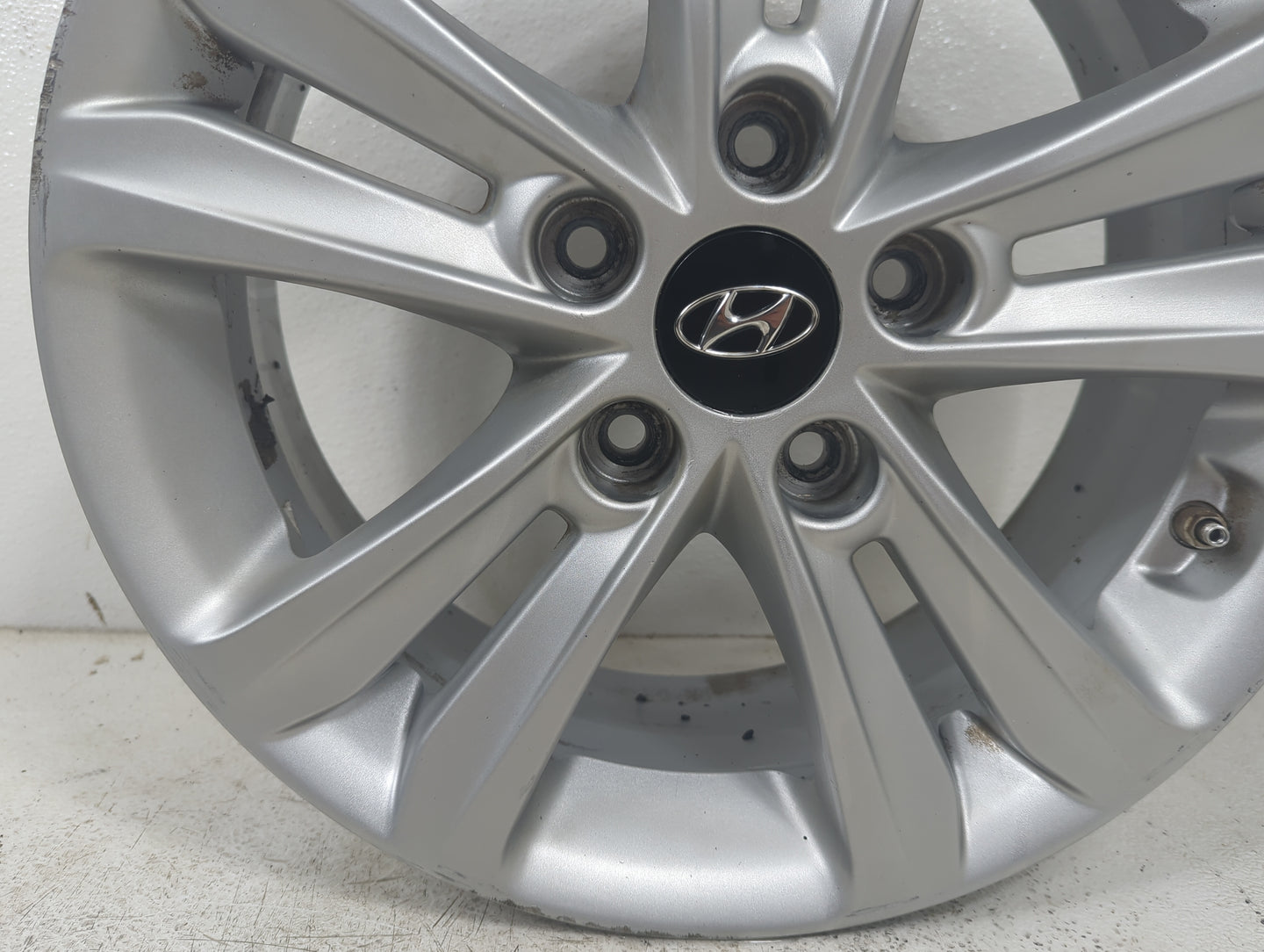 2013 Hyundai Sonata Oem Wheel Rim - Oemusedautoparts1.com