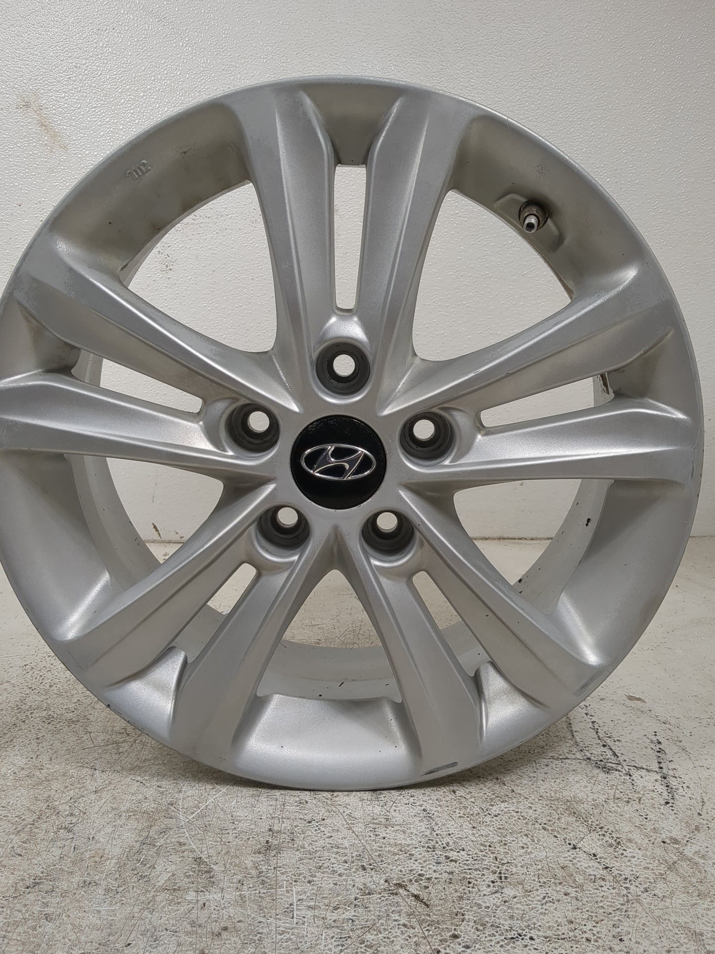 2013 Hyundai Sonata Oem Wheel Rim - Oemusedautoparts1.com
