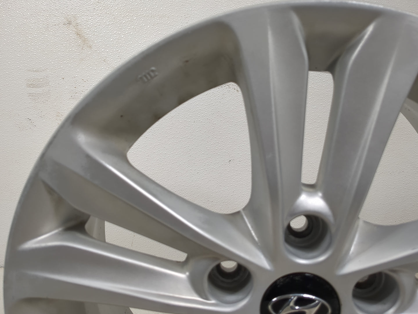 2013 Hyundai Sonata Oem Wheel Rim - Oemusedautoparts1.com