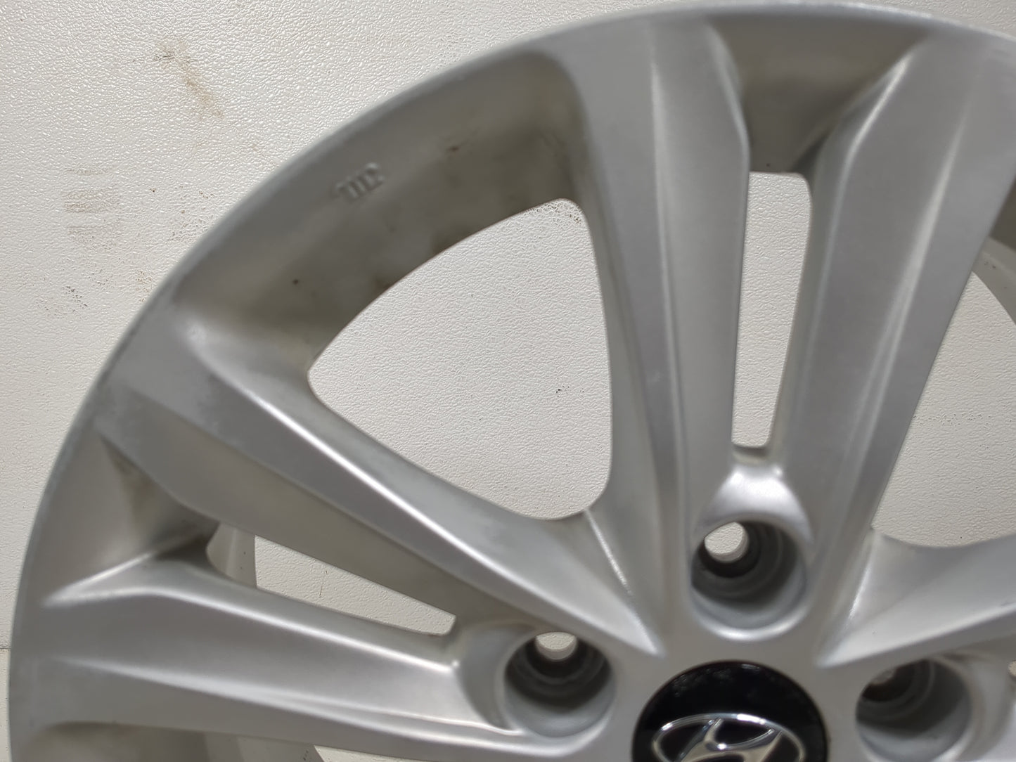2013 Hyundai Sonata Oem Wheel Rim - Oemusedautoparts1.com