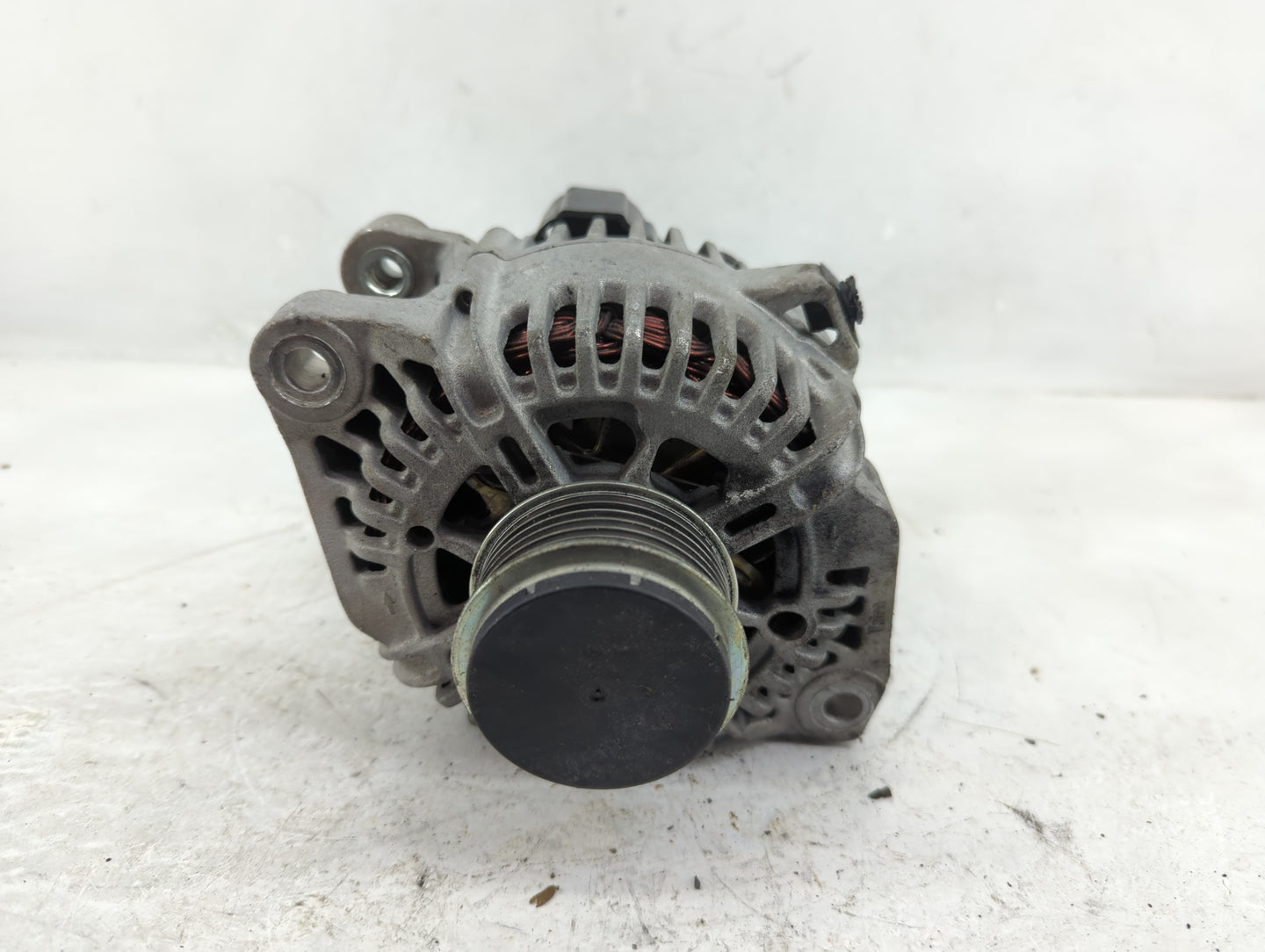 2013 Hyundai Sonata Alternator Replacement Generator Charging Assembly Engine OEM P/N:2606184 B 37300-2G150 Fits OEM Used Au