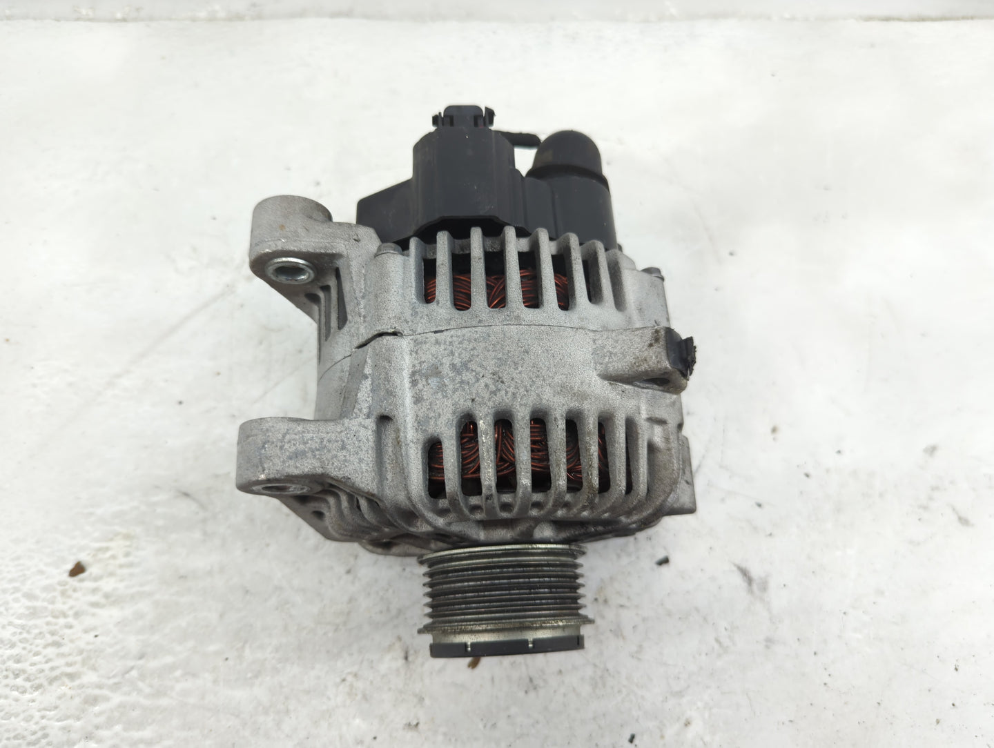 2013 Hyundai Sonata Alternator Replacement Generator Charging Assembly Engine OEM P/N:2606184 B 37300-2G150 Fits OEM Used Au