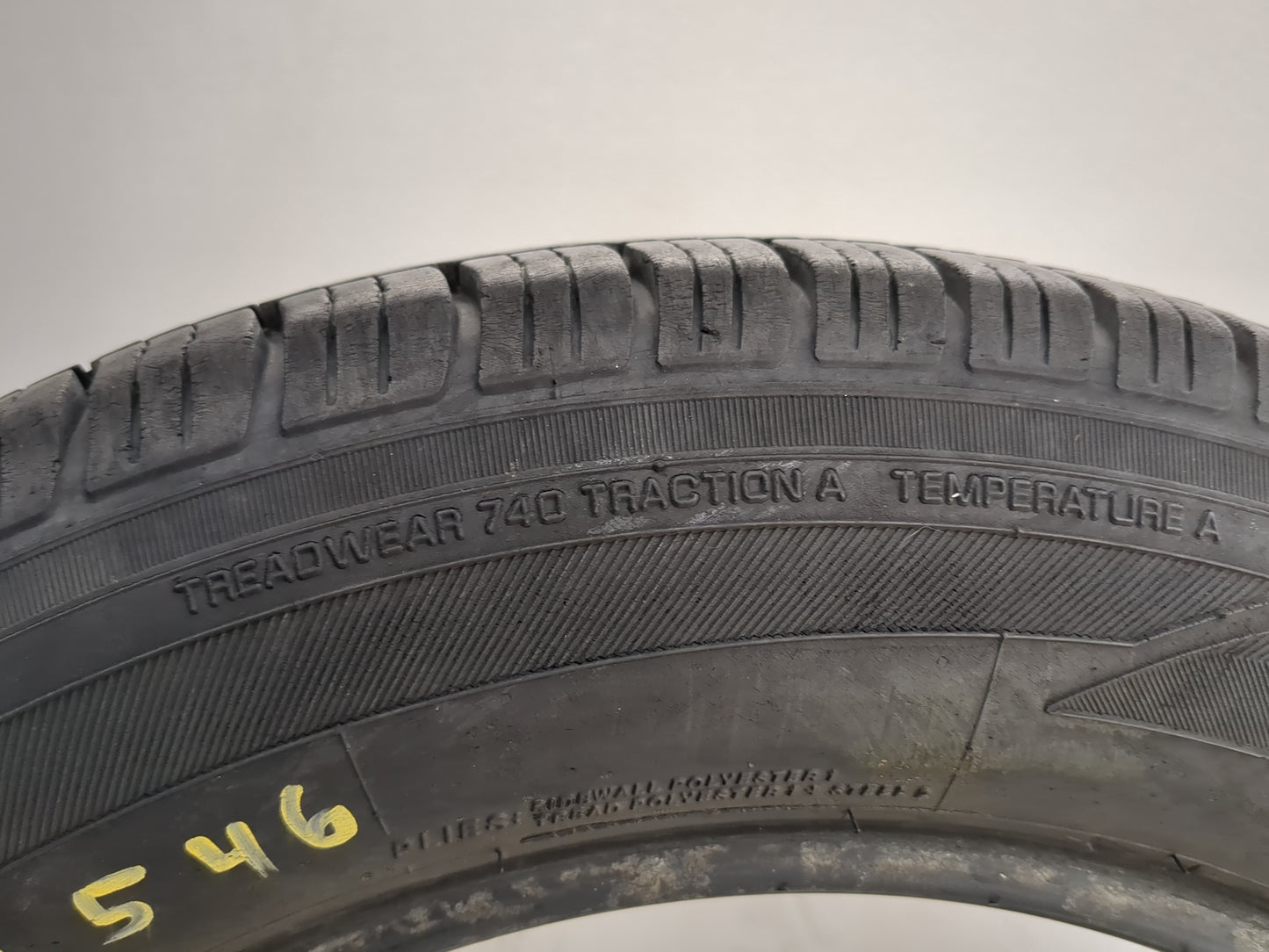 Used Tire 205/60R16 YOKOHAMA TORNANTE 91V - Tread Depth 9/32 - Oemusedautoparts1.com