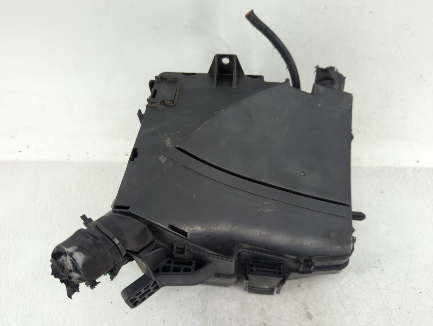 2011-2014 Hyundai Sonata Fusebox Fuse Box Panel Relay Module Fits Fits 2011 2012 2013 2014 OEM Used Auto Parts - Oemusedauto