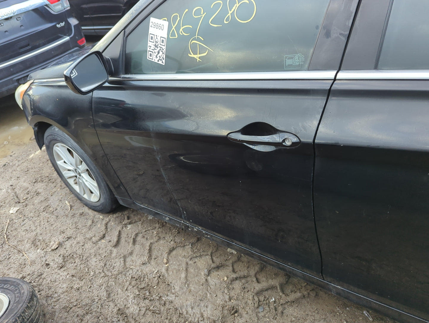 2011-2014 Hyundai Sonata Driver Front Door Oem 1400610 - Oemusedautoparts1.com