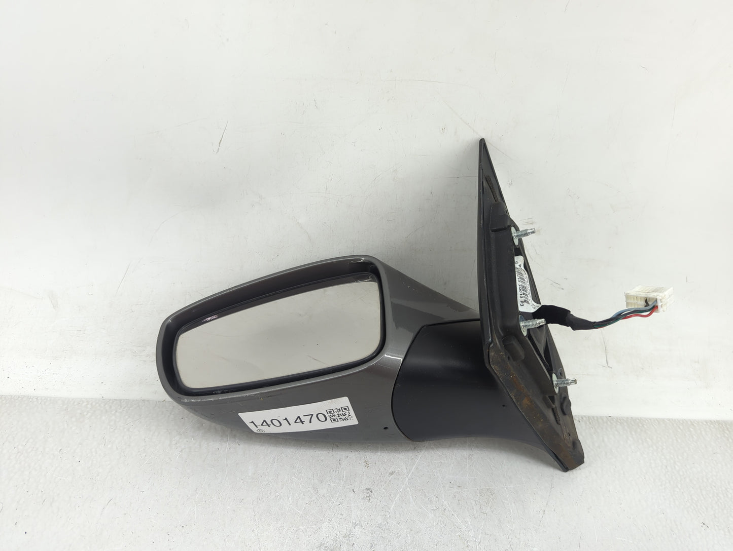 2011-2014 Hyundai Sonata Driver Side View Mirror - Left Door Mirror OEM Used - Oemusedautoparts1.com