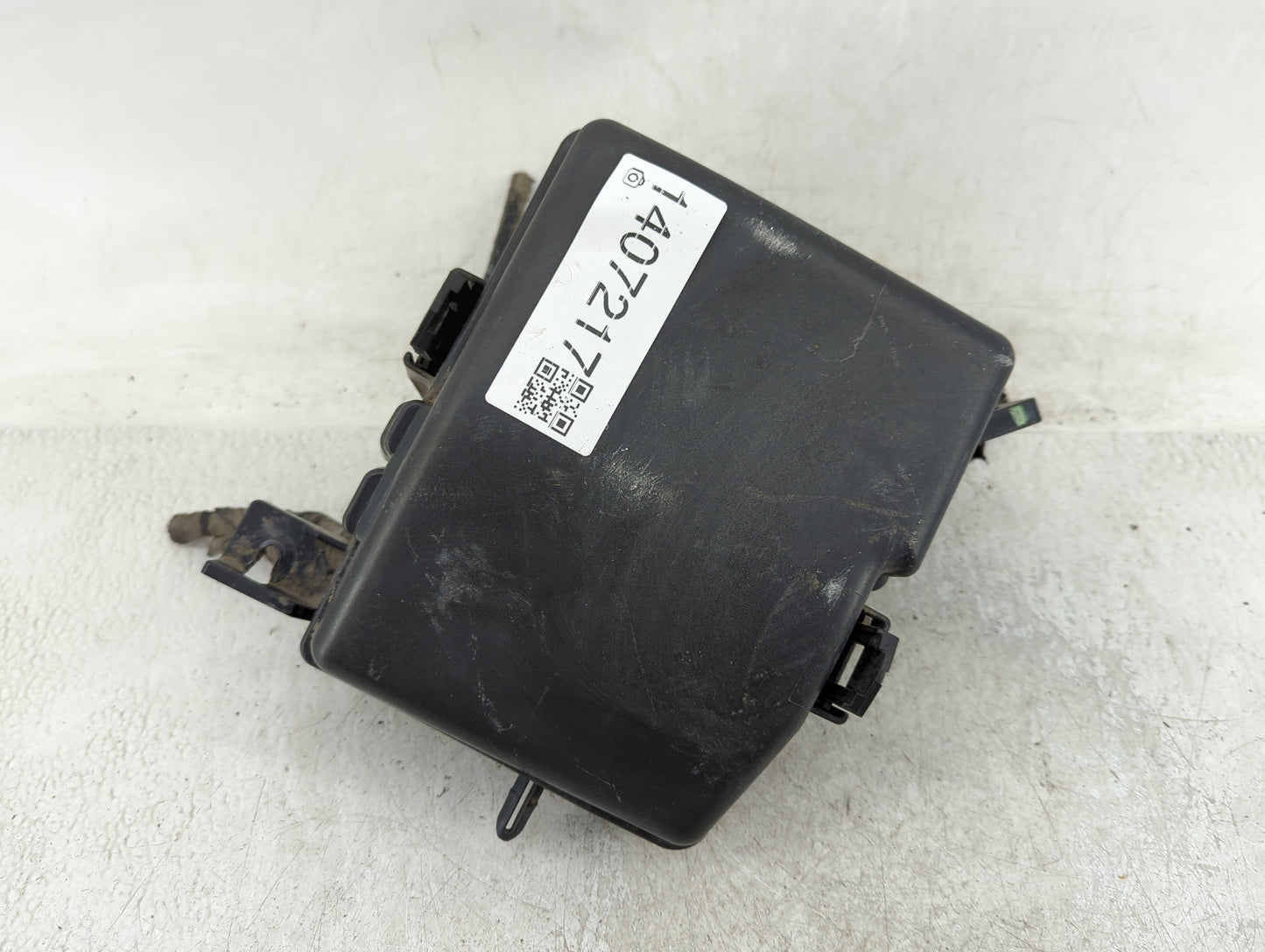 2011-2014 Hyundai Sonata Fusebox Fuse Box Panel Relay Module Fits Fits 2011 2012 2013 2014 OEM Used Auto Parts - Oemusedauto