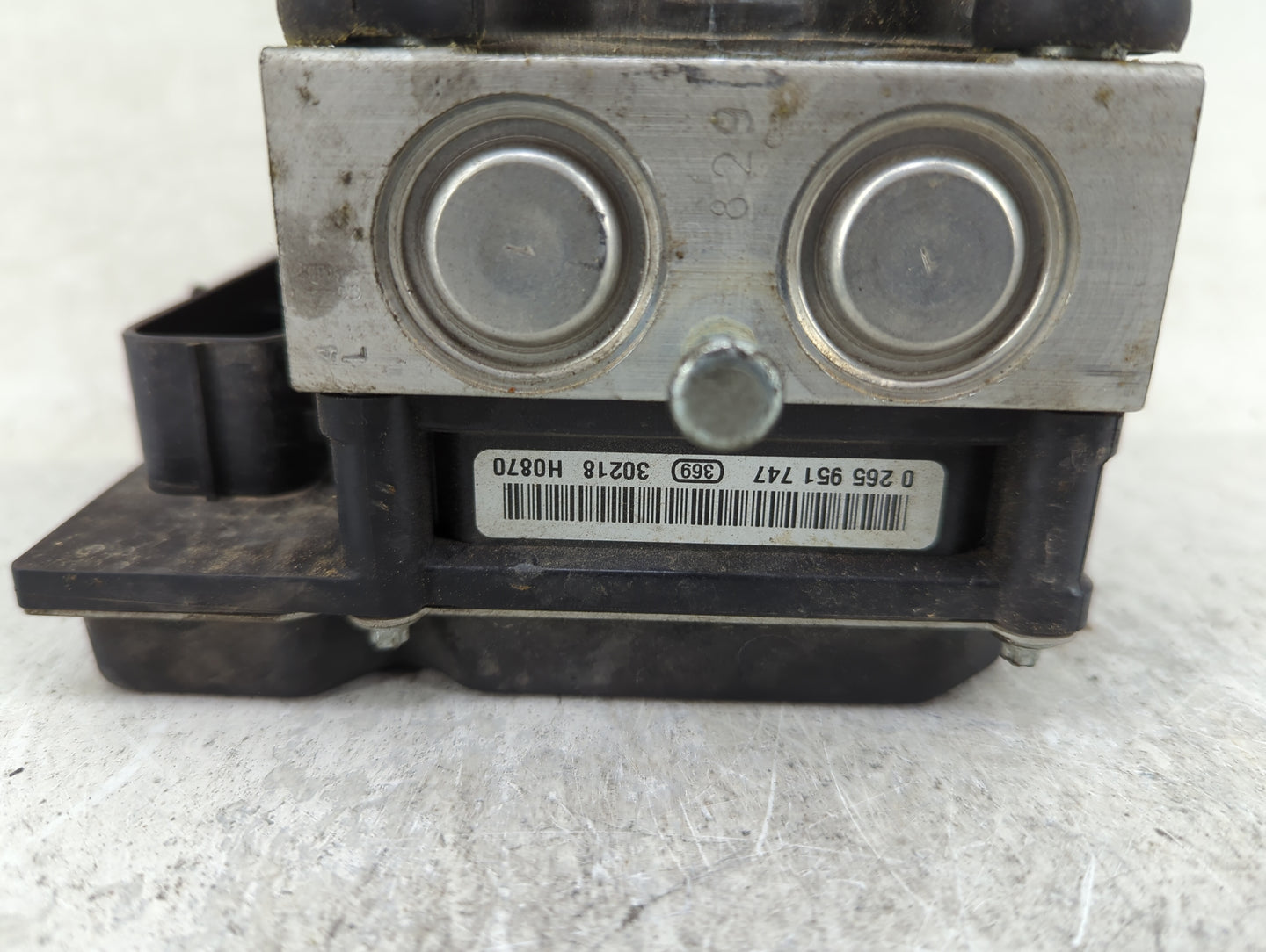 2011-2013 Hyundai Sonata ABS Pump Control Module Replacement P/N:58920-30500 Fits Fits 2011 2012 2013 OEM Used Auto Parts - 