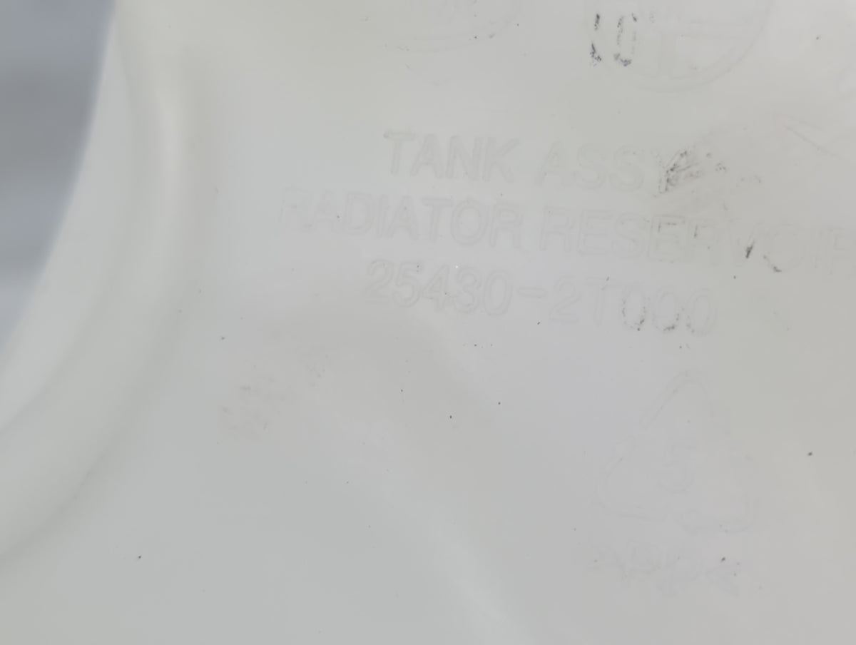 2011-2015 Hyundai Sonata Radiator Coolant Overflow Expansion Tank Bottle 1410336 - Oemusedautoparts1.com