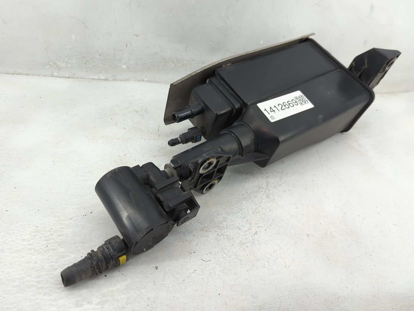2013 Hyundai Sonata Fuel Vapor Charcoal Canister - Oemusedautoparts1.com