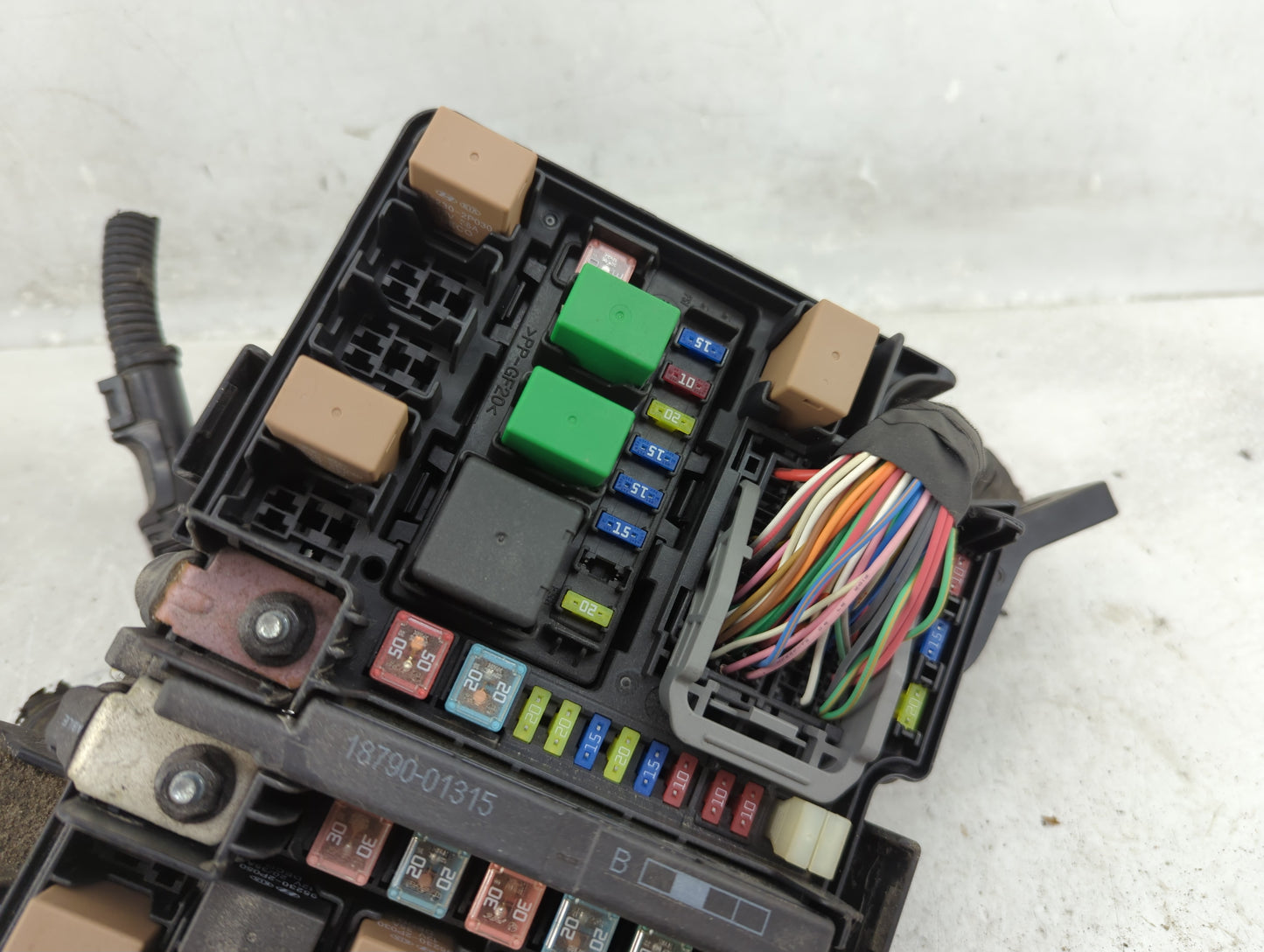 2013-2015 Hyundai Sonata Fusebox Fuse Box Panel Relay Module P/N:18790-01315 Fits Fits 2013 2014 2015 OEM Used Auto Parts - 