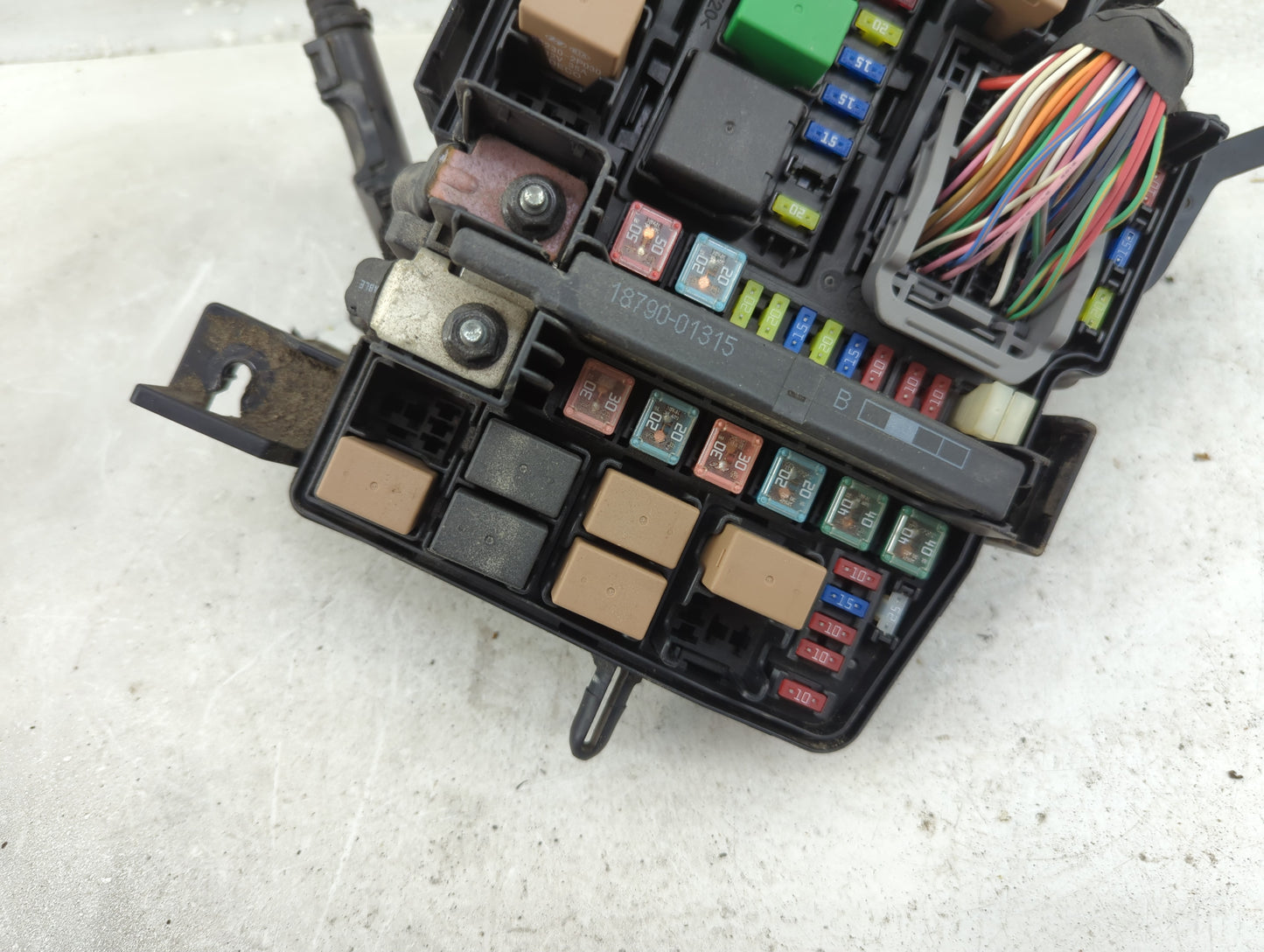 2013-2015 Hyundai Sonata Fusebox Fuse Box Panel Relay Module P/N:18790-01315 Fits Fits 2013 2014 2015 OEM Used Auto Parts - 