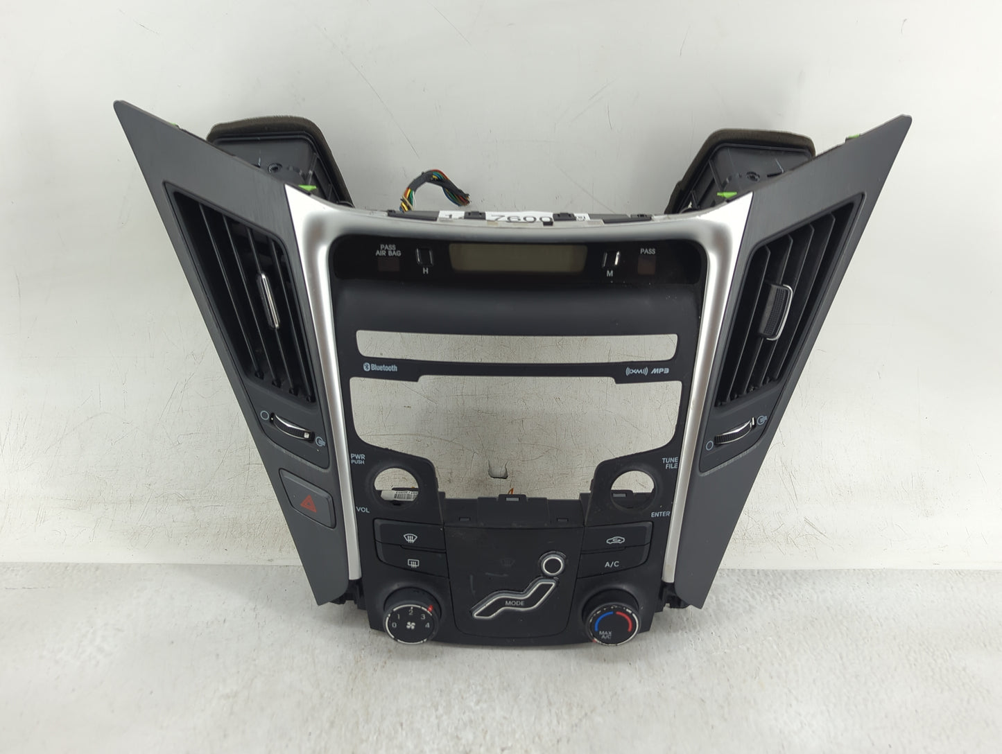 2011-2013 Hyundai Sonata Climate Control Module Temperature AC/Heater Replacement P/N:94510-3S200 94510-3S100 Fits OEM Used 