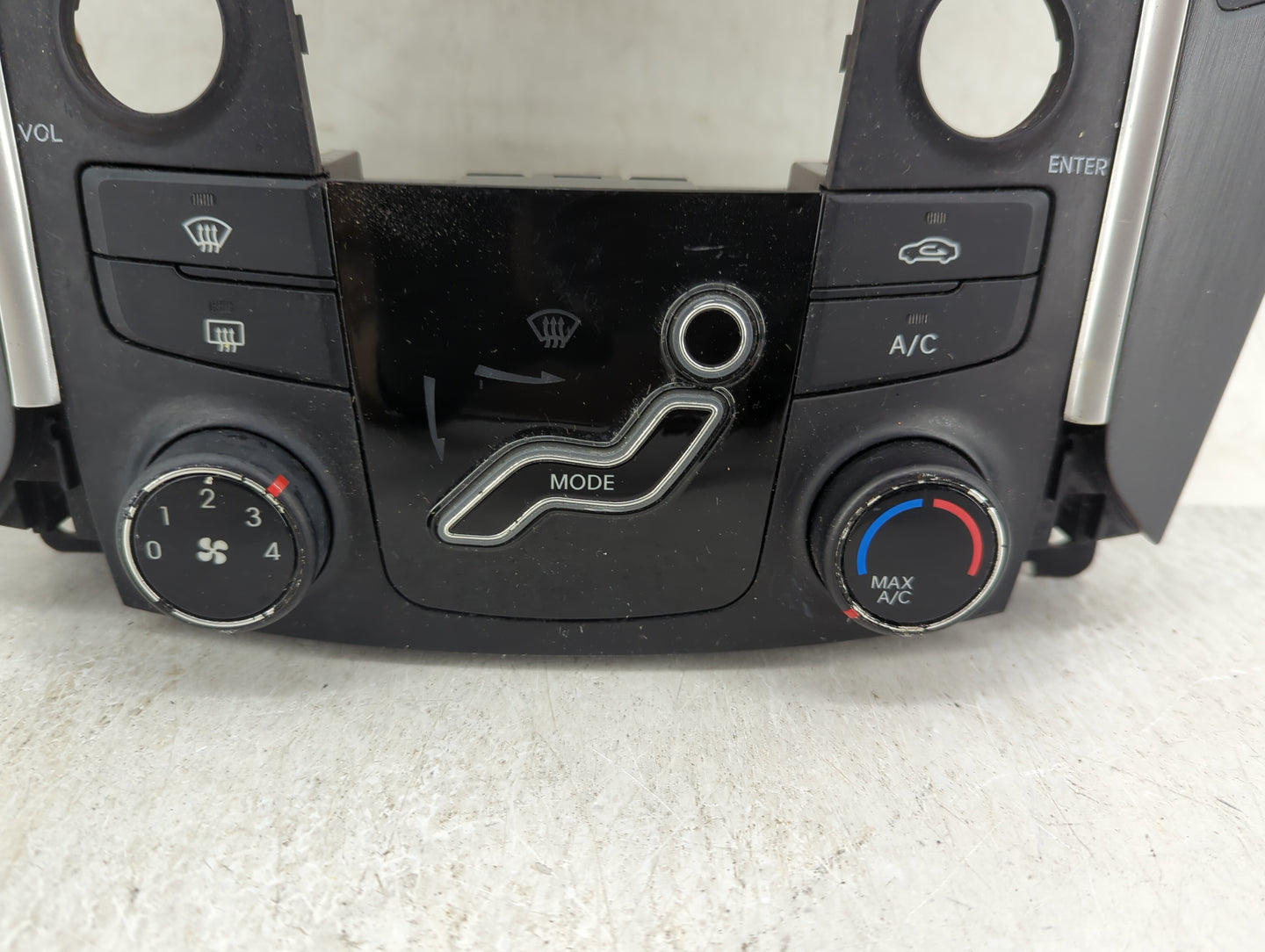 2011-2013 Hyundai Sonata Climate Control Module Temperature AC/Heater Replacement P/N:94510-3S200 94510-3S100 Fits OEM Used 