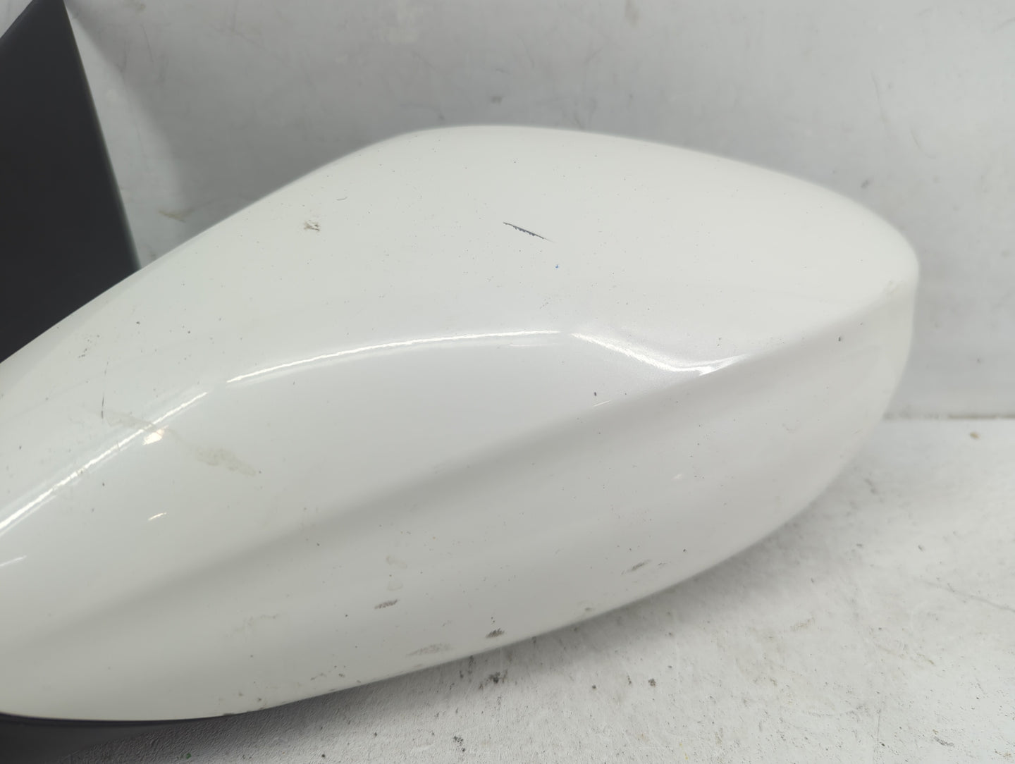 2011-2014 Hyundai Sonata Driver Side View Mirror - Left Door Mirror OEM Used - Oemusedautoparts1.com