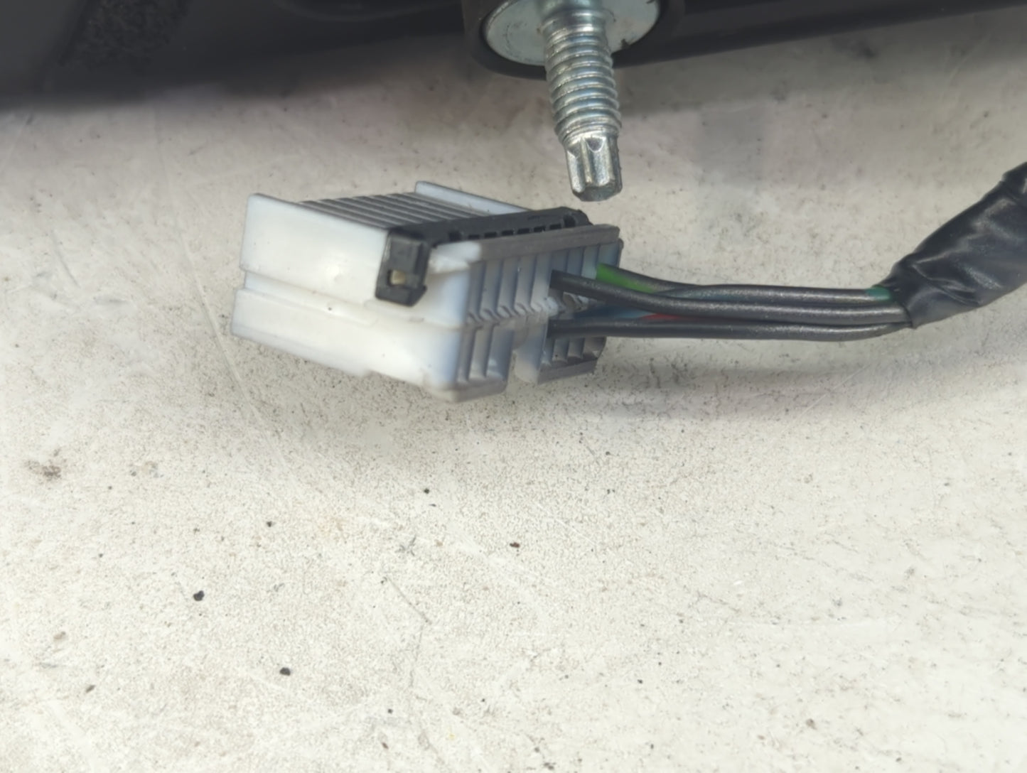 2013 Hyundai Sonata Passenger Side View Mirror - Right Door Mirror OEM Used - Oemusedautoparts1.com