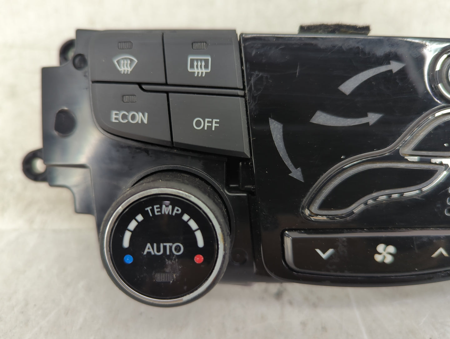 2011-2015 Hyundai Sonata Climate Control Module Temperature AC/Heater Replacement P/N:97250-4RDB3 Fits OEM Used Auto Parts -