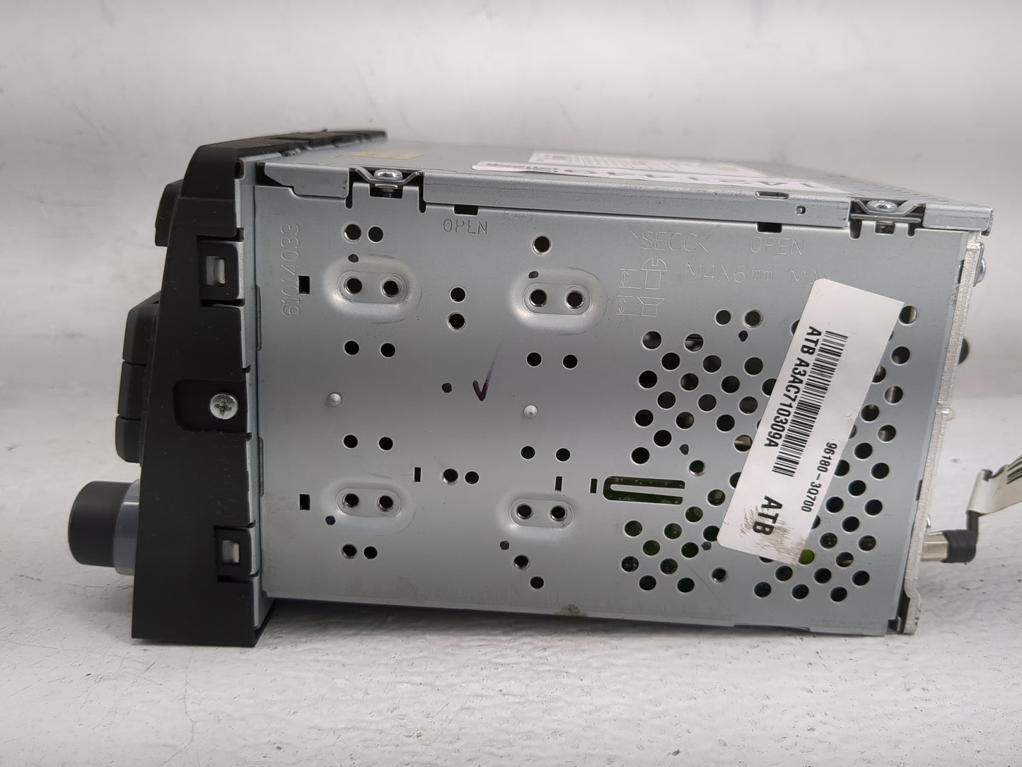 2013-2014 Hyundai Sonata Radio AM FM Cd Player Receiver Replacement P/N:96180-3Q700 Fits Fits 2013 2014 OEM Used Auto Parts 